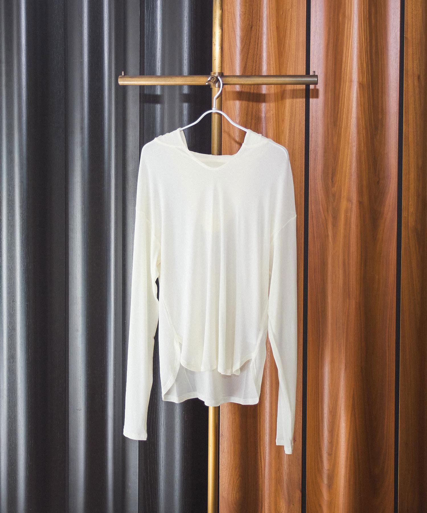 CHIGNON/SHEER HOODIE PO