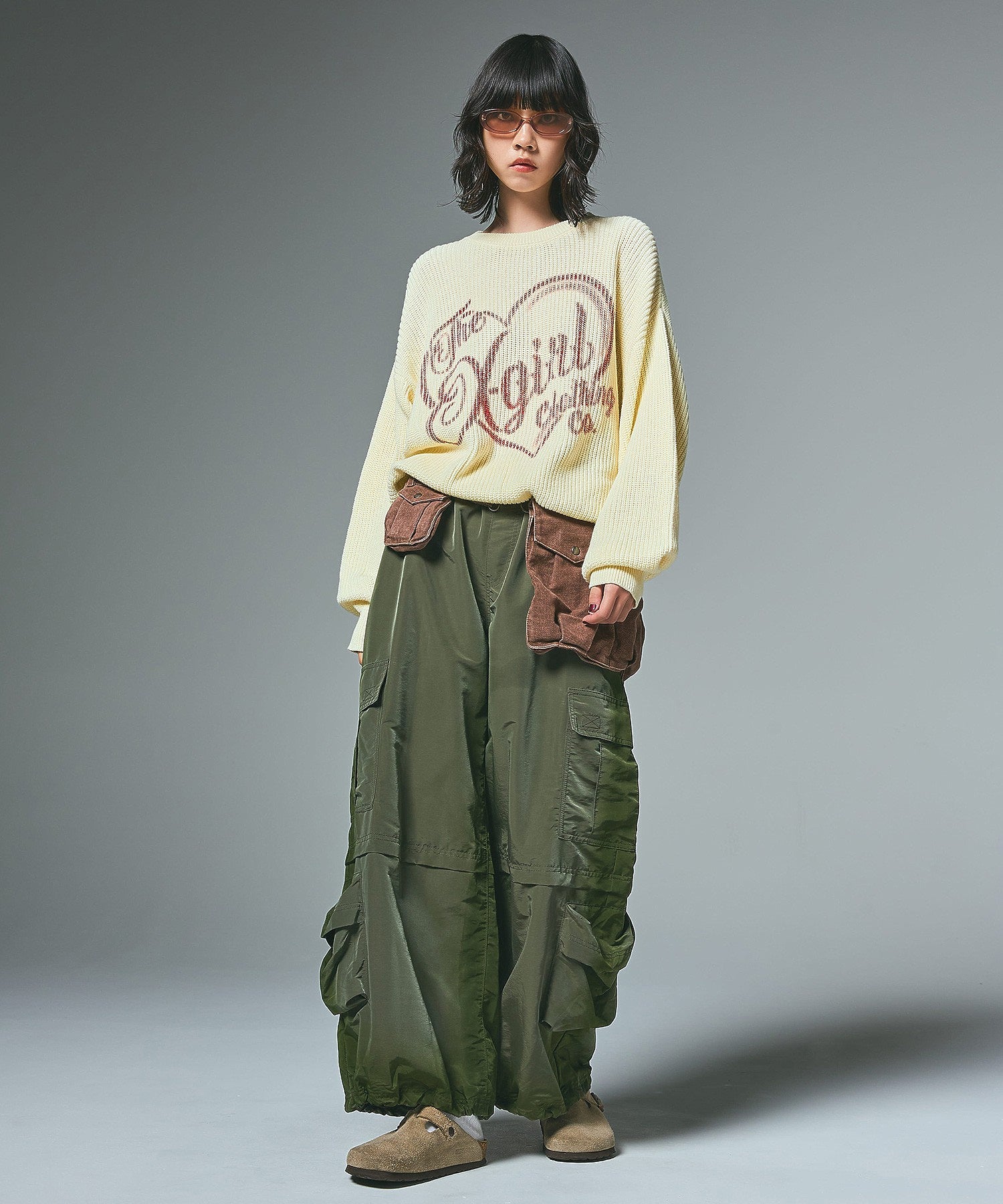 HEART SPRAY LOGO KNIT TOP