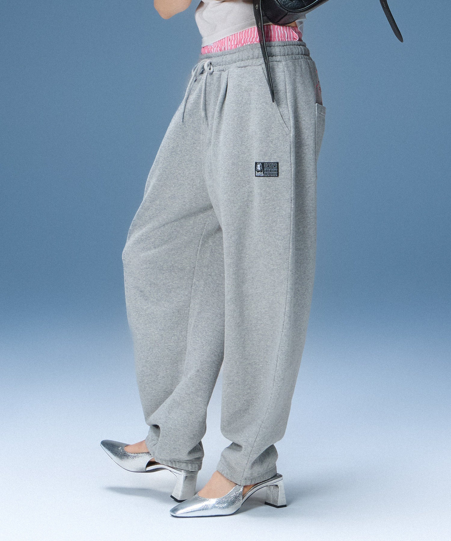 SCRIPT LOGO SWEATPANTS
