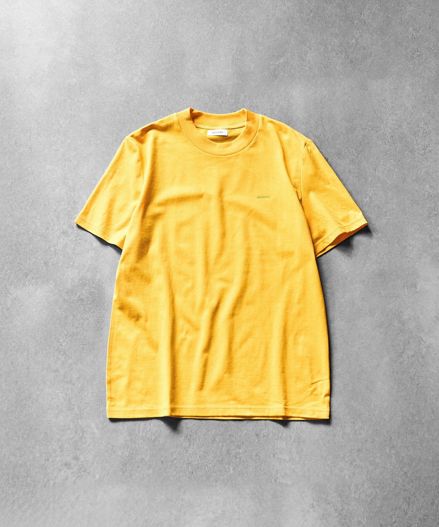 BASICKS/VIVID T-SHIRT