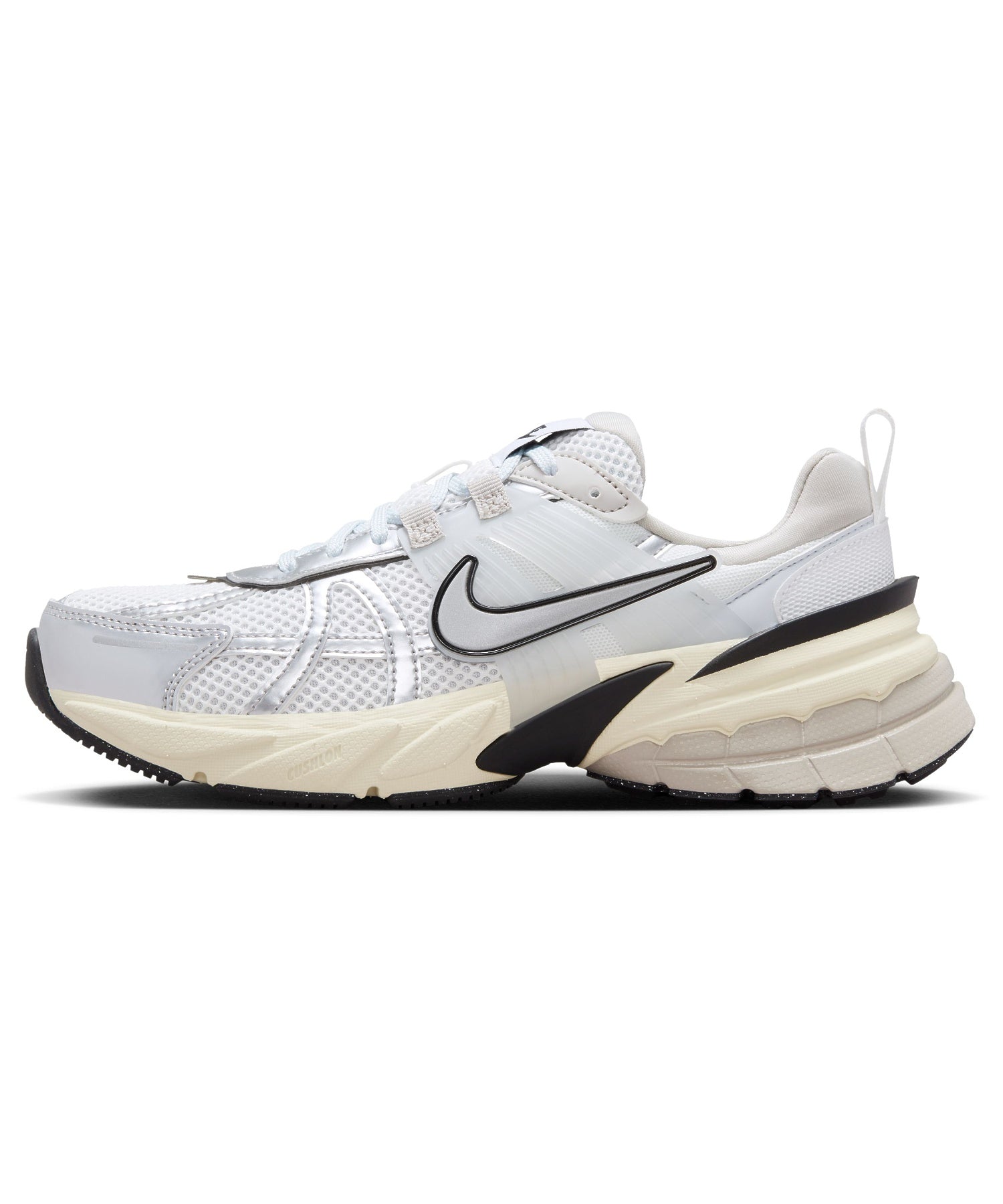 NIKE FD0736-100 WMNS V2K RUN