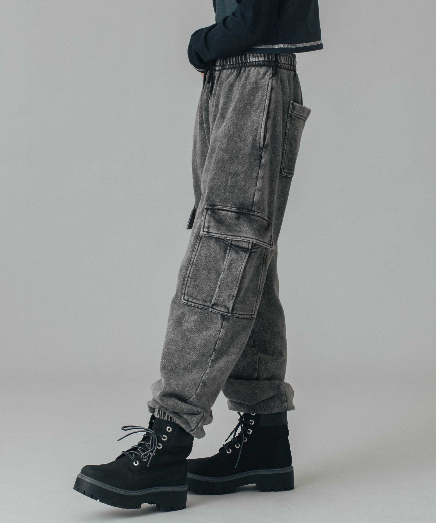 FADED CARGO SWEAT PANTS