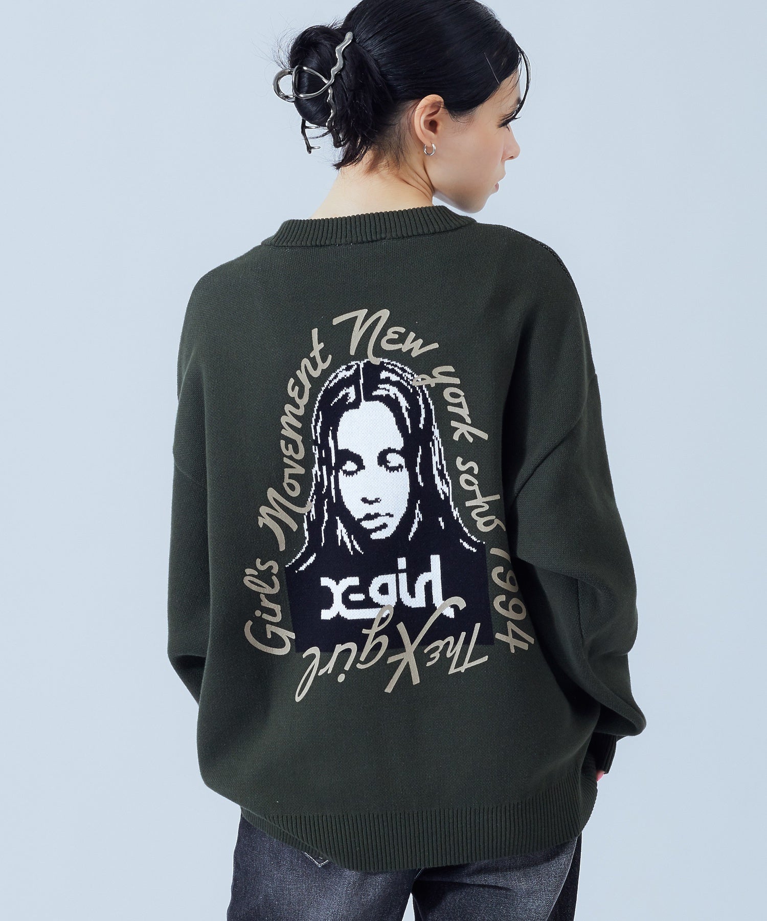 HAND DRAWN LOGO AND FACE KNIT TOP