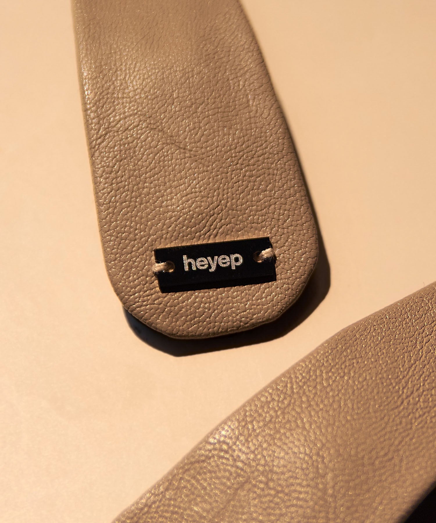 heyep/Faux Leather Hair Clips -2Piece Set
