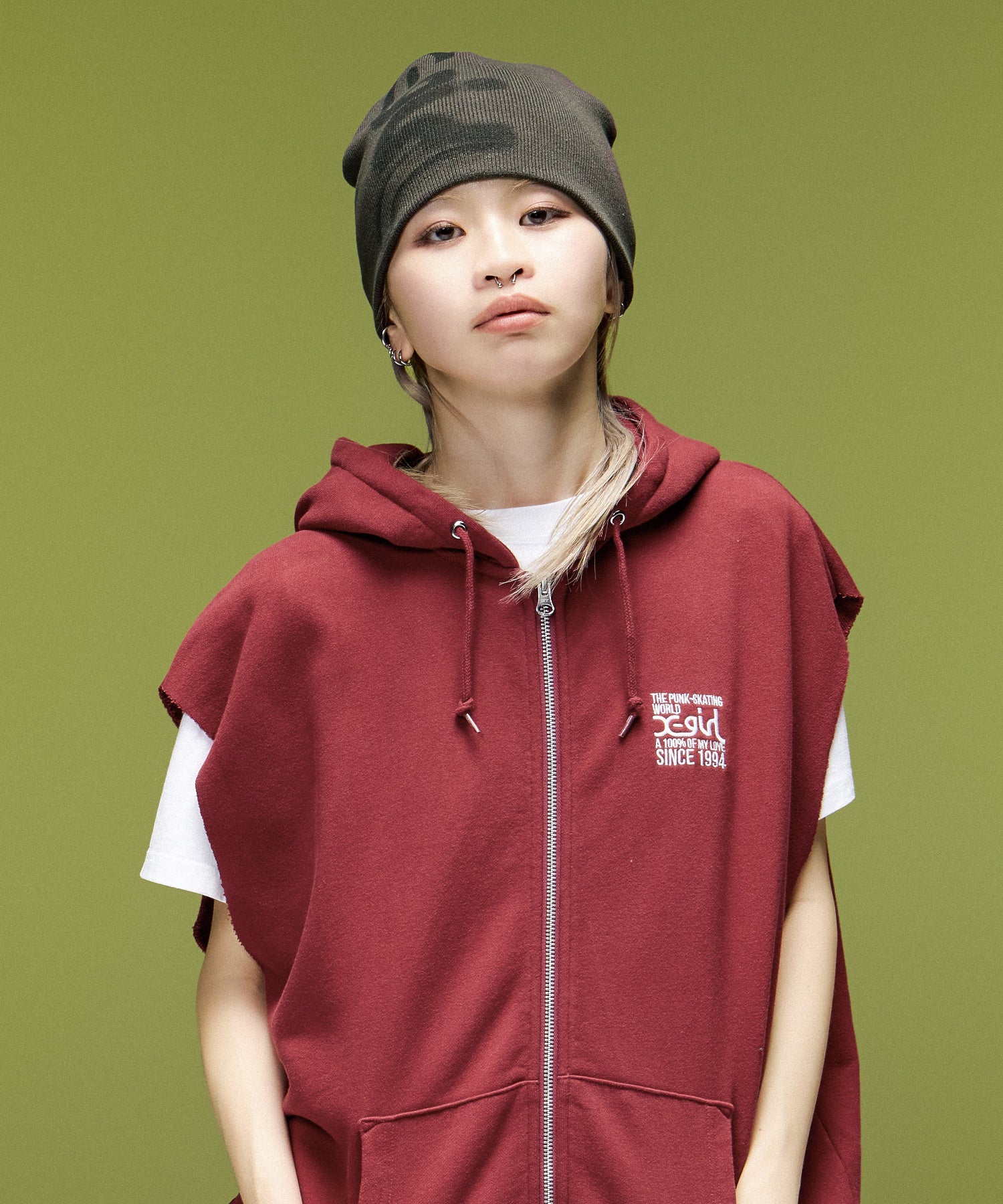 HEAVY DISTRESSED LOGO BEANIE