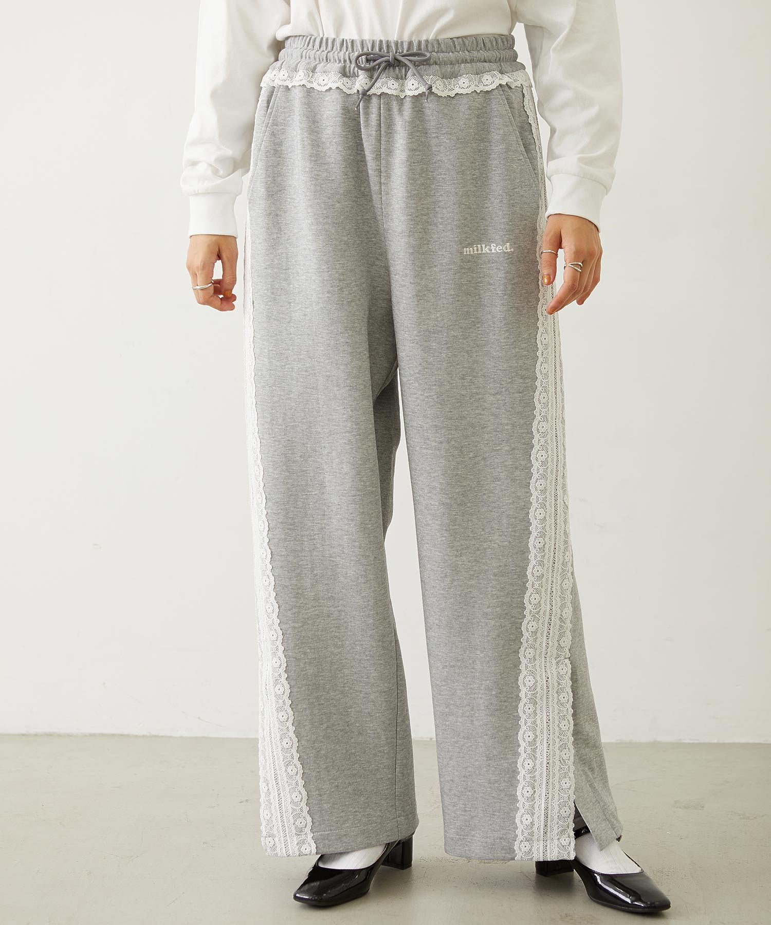 LACE LINE PANTS