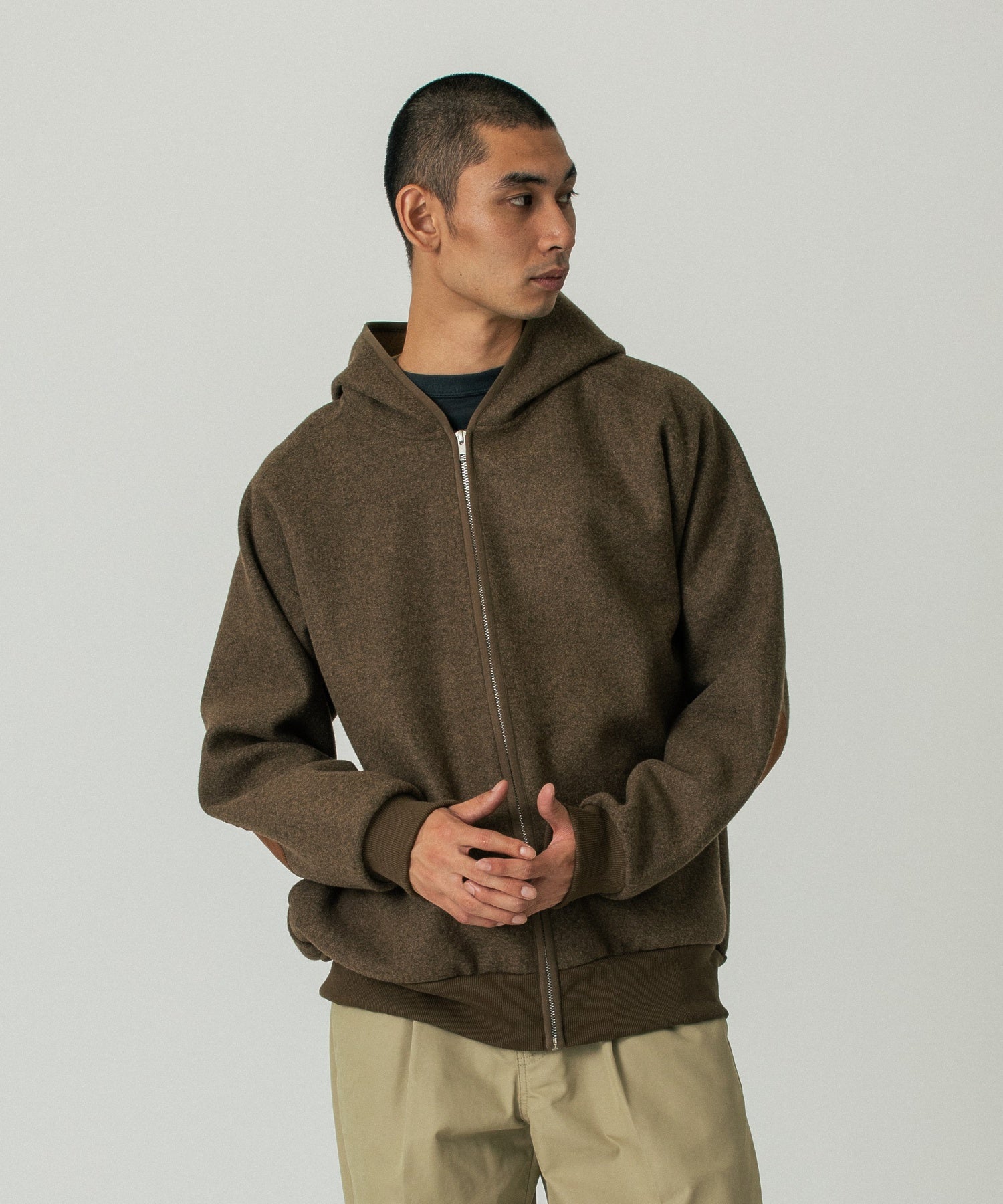 ELBOW PATCH ZIP OPEN SWEATSHIRT