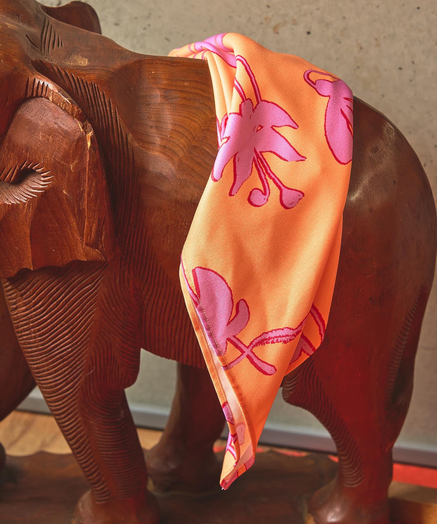 FLOWER PRINT SCARF