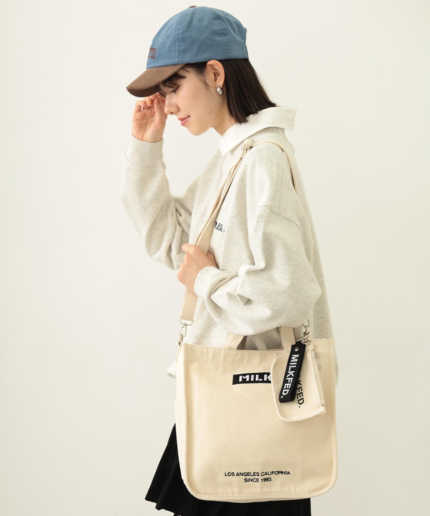 EMBROIDERED BAR SHOULDER BAG W/STRAP MILKFED.