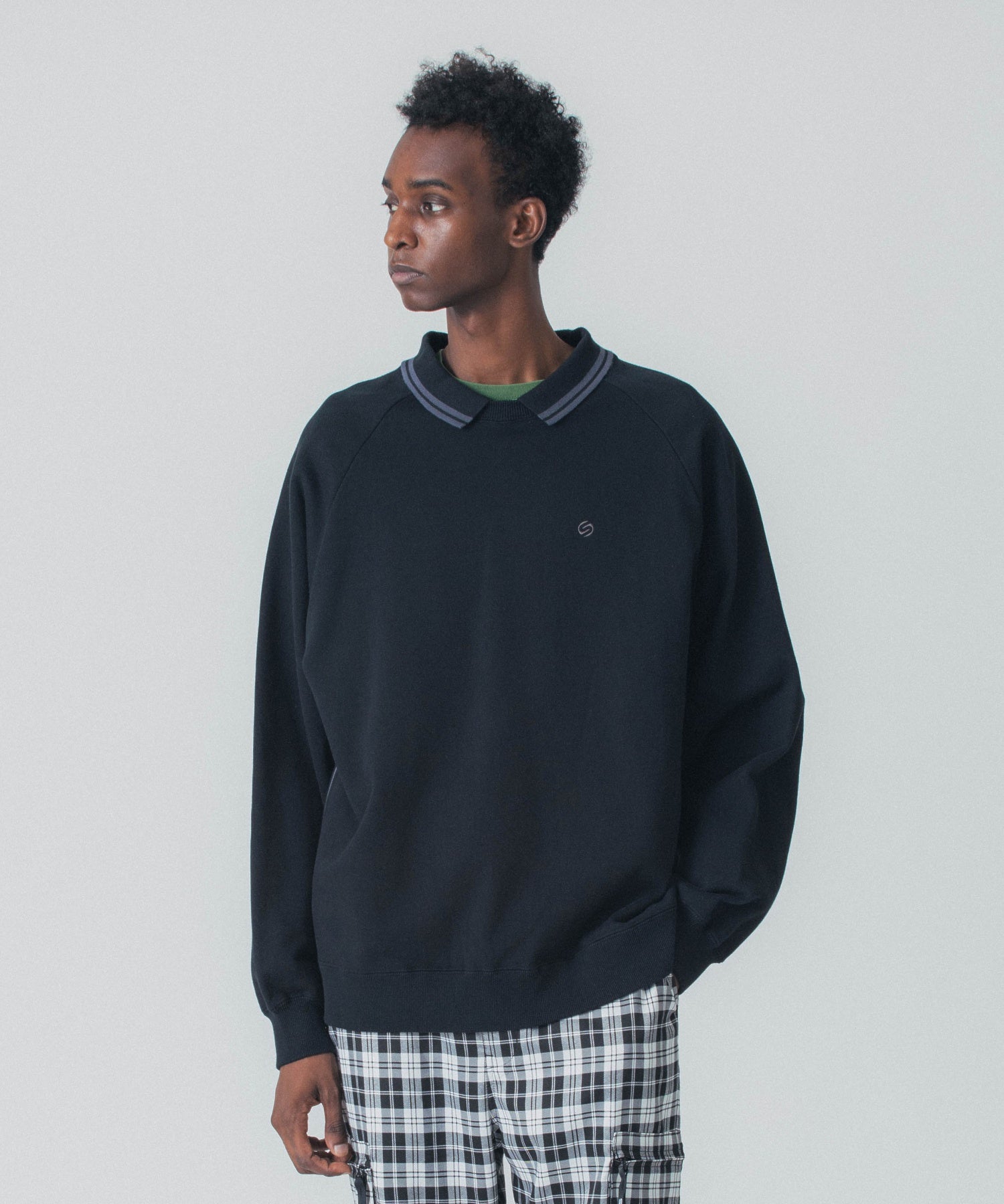 TIP LINE COLLARED TOP