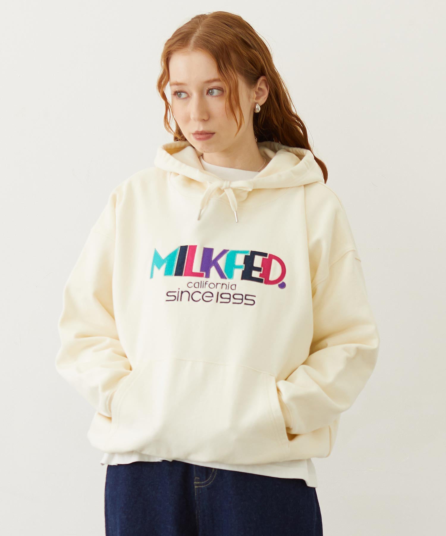 RETRO LOGO FELT PATCH SWEAT HOODIE