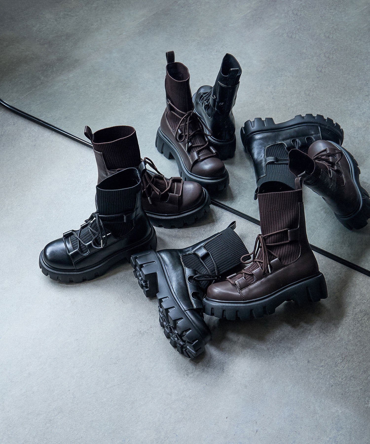 LACE-UP BOOTS