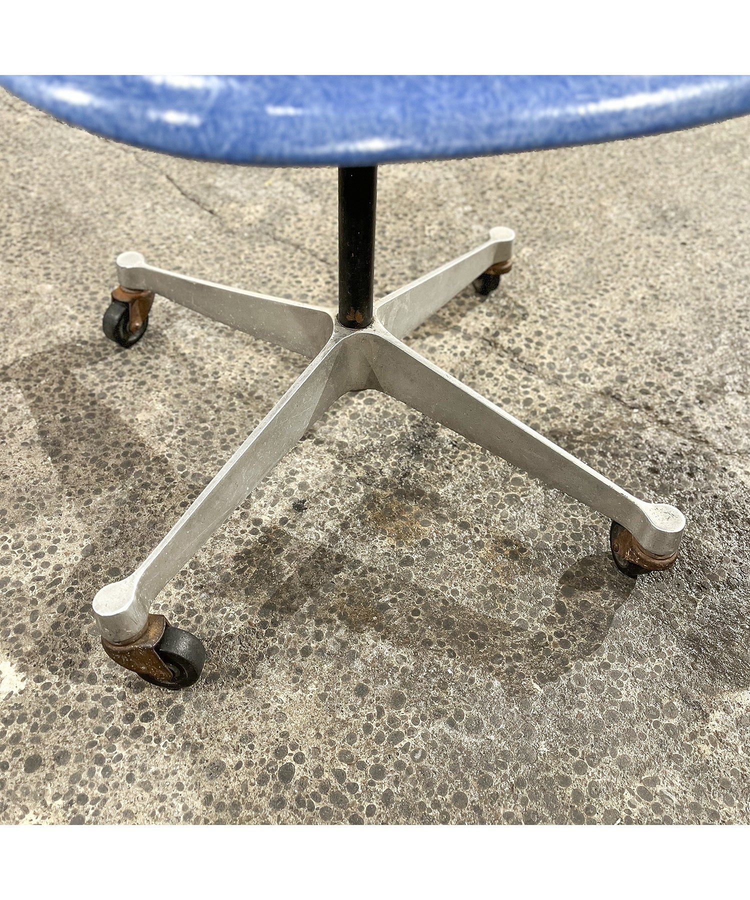 Eames Contract Caster Base / Vintage