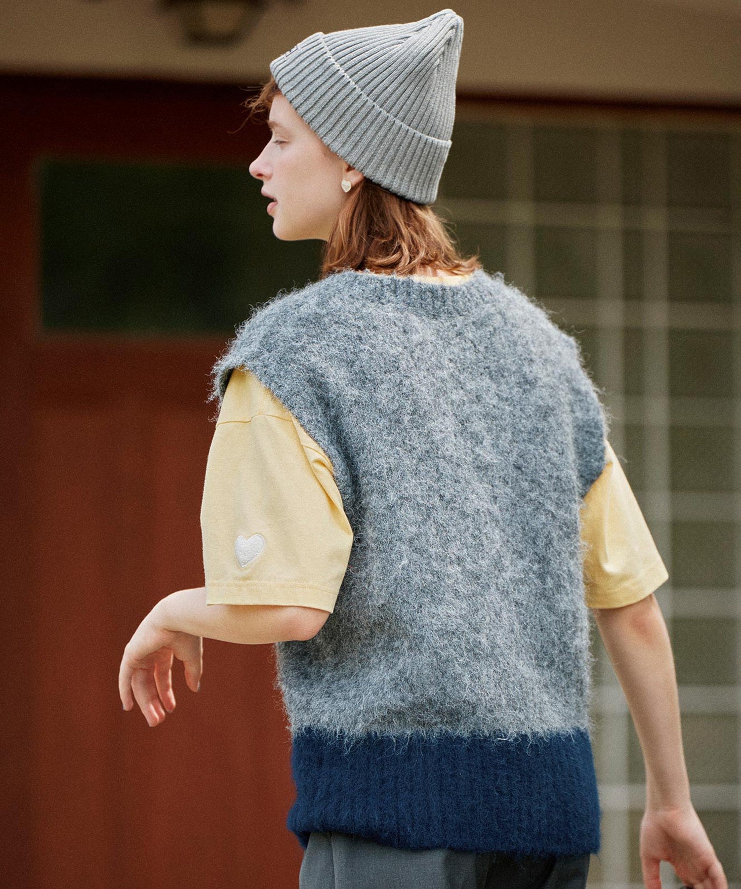 SHAGGY KNIT VEST