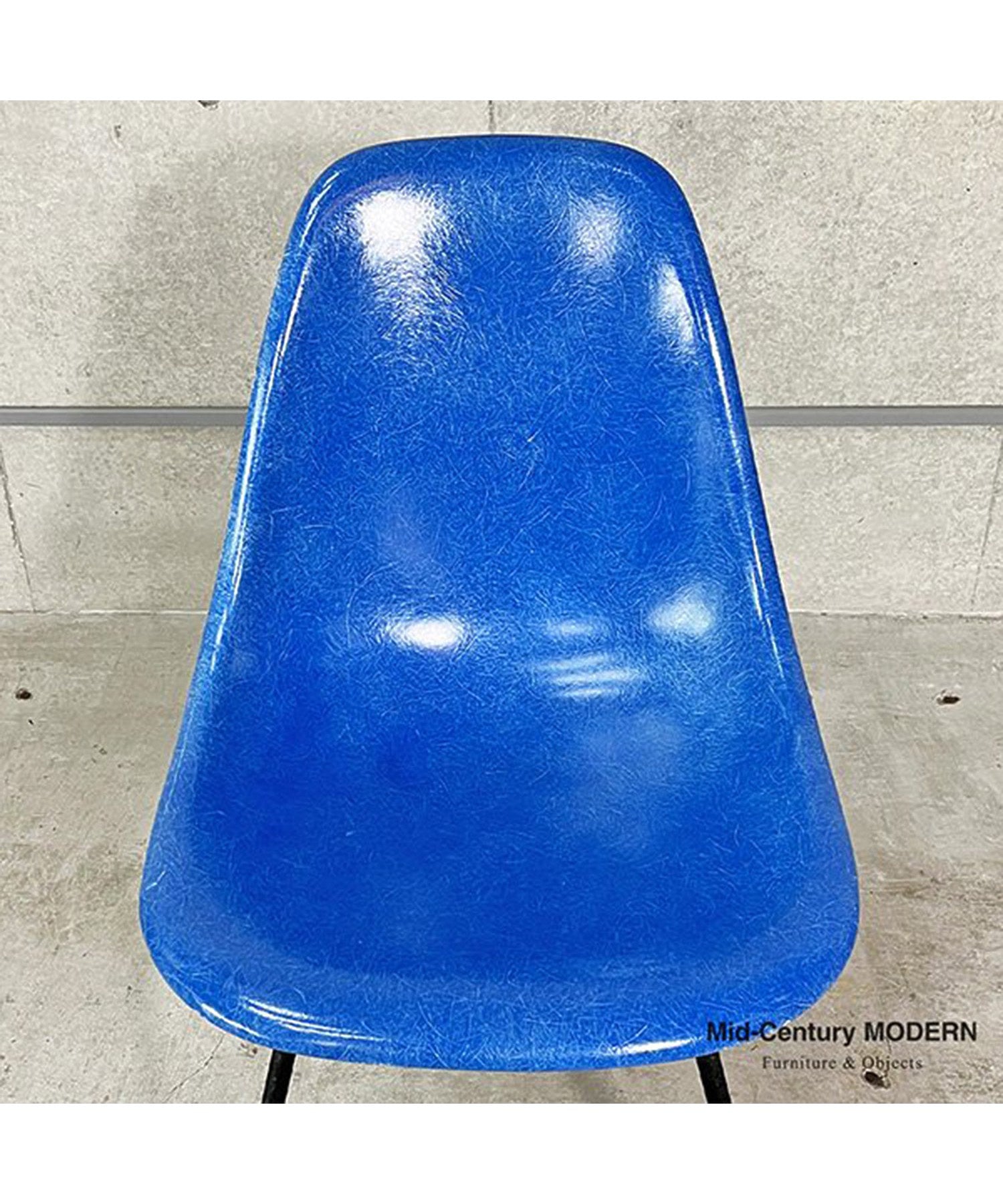 HermanMiller Side Shell / Ultramarine Blue