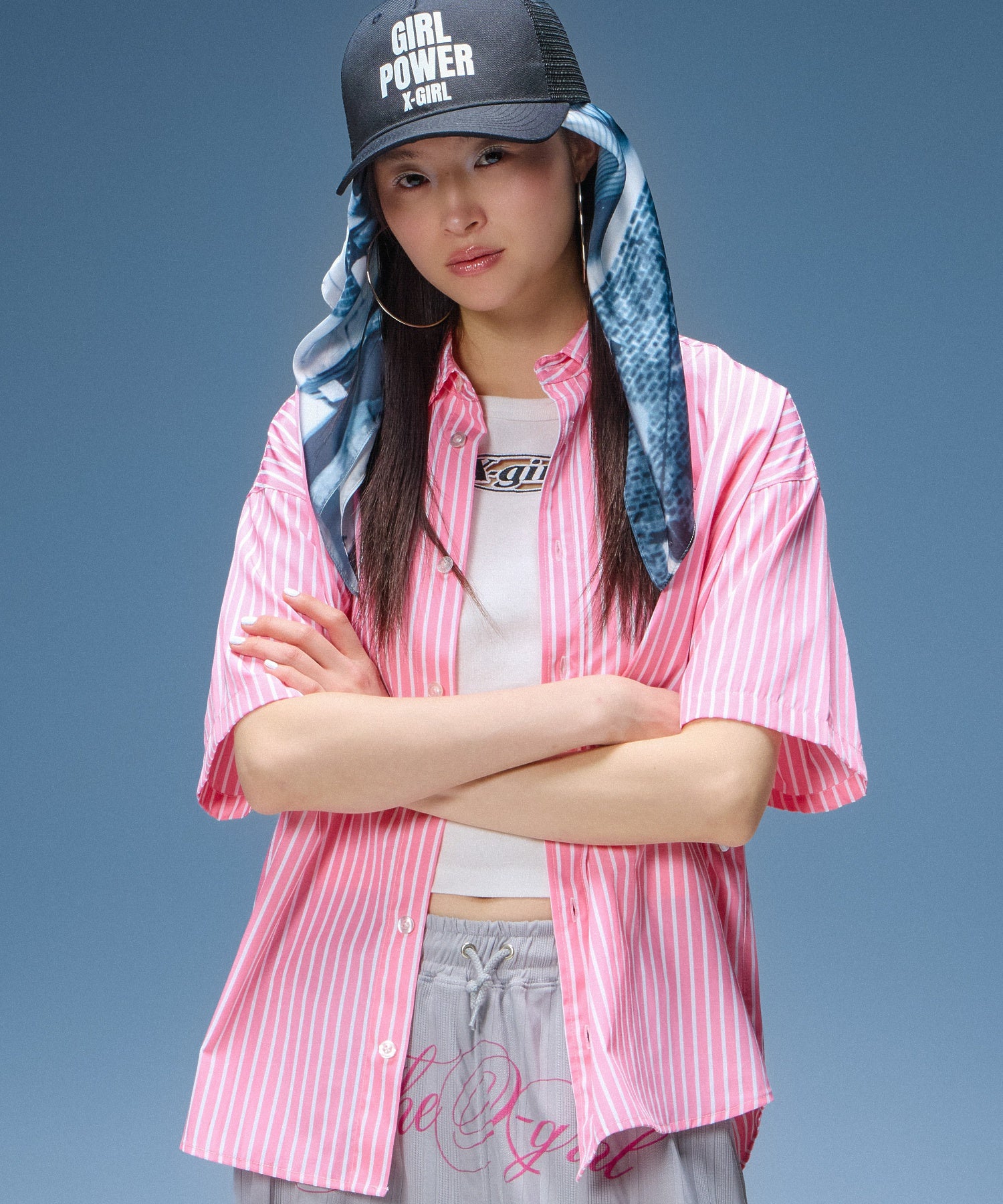 STRIPED RHINESTONE S/S SHIRT