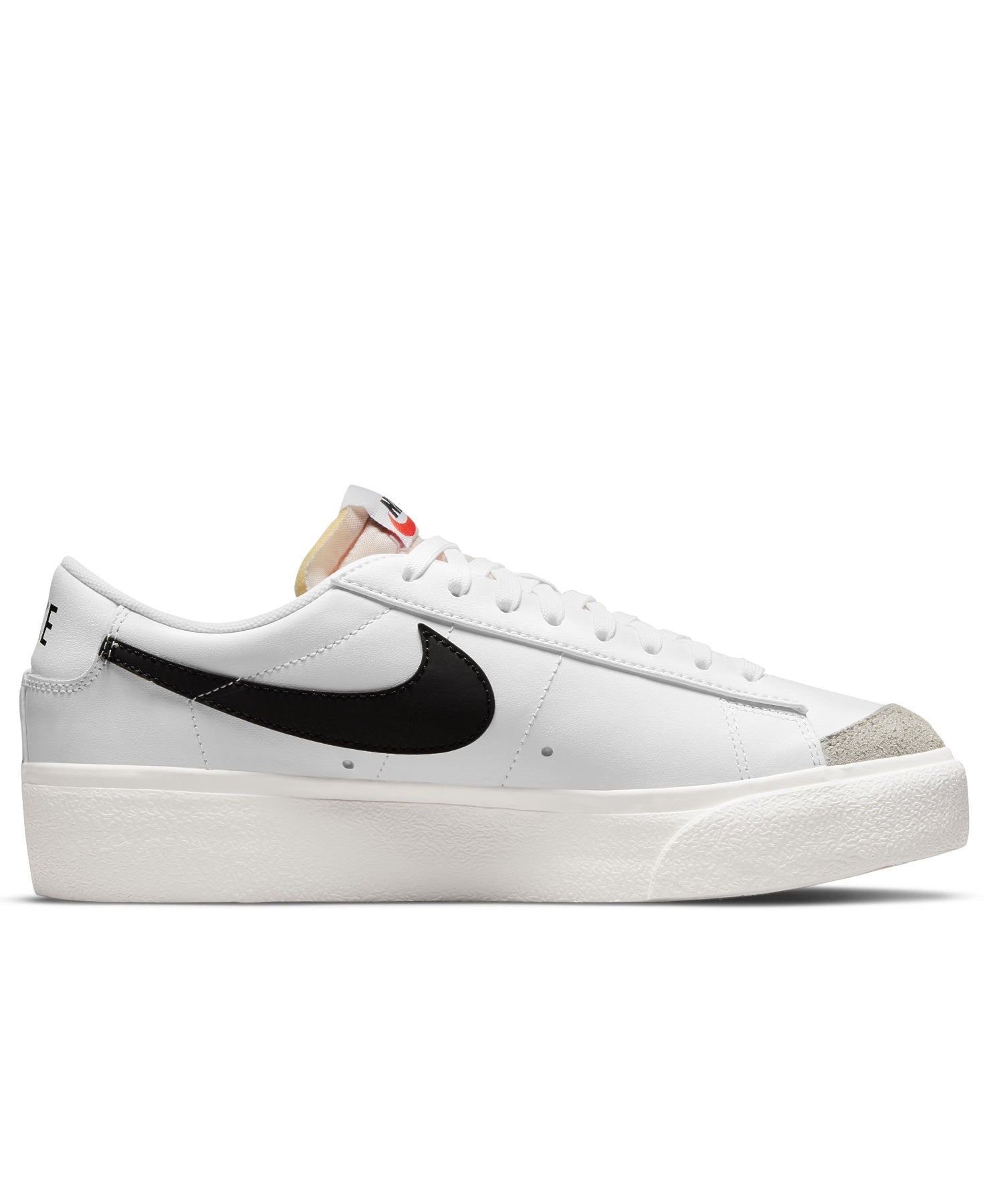 NIKE/ナイキ/WOMENS BLAZER LOW PLATFOME/DJ0292-101