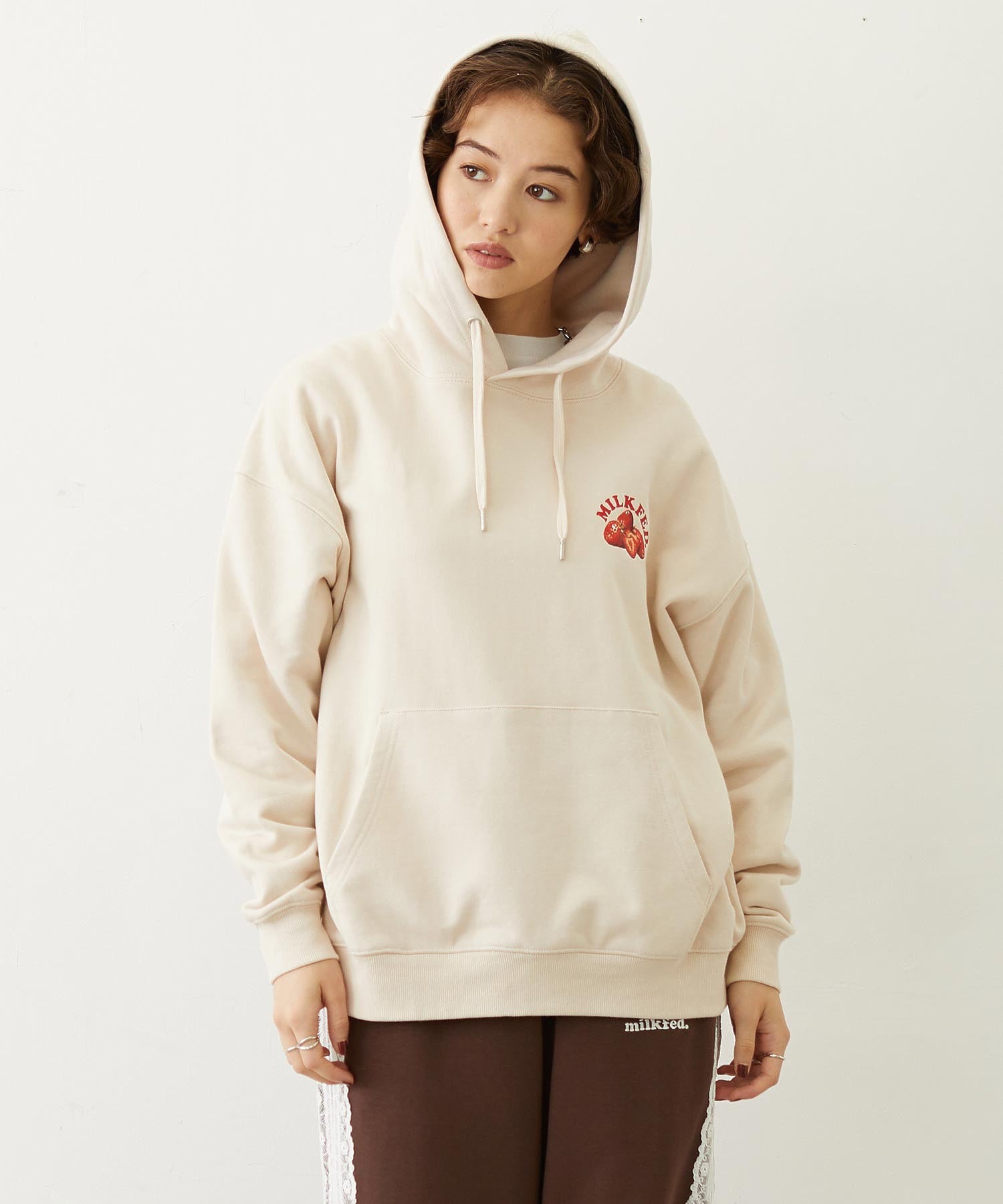 STRAWBERRY CAKE SWEAT HOODIE