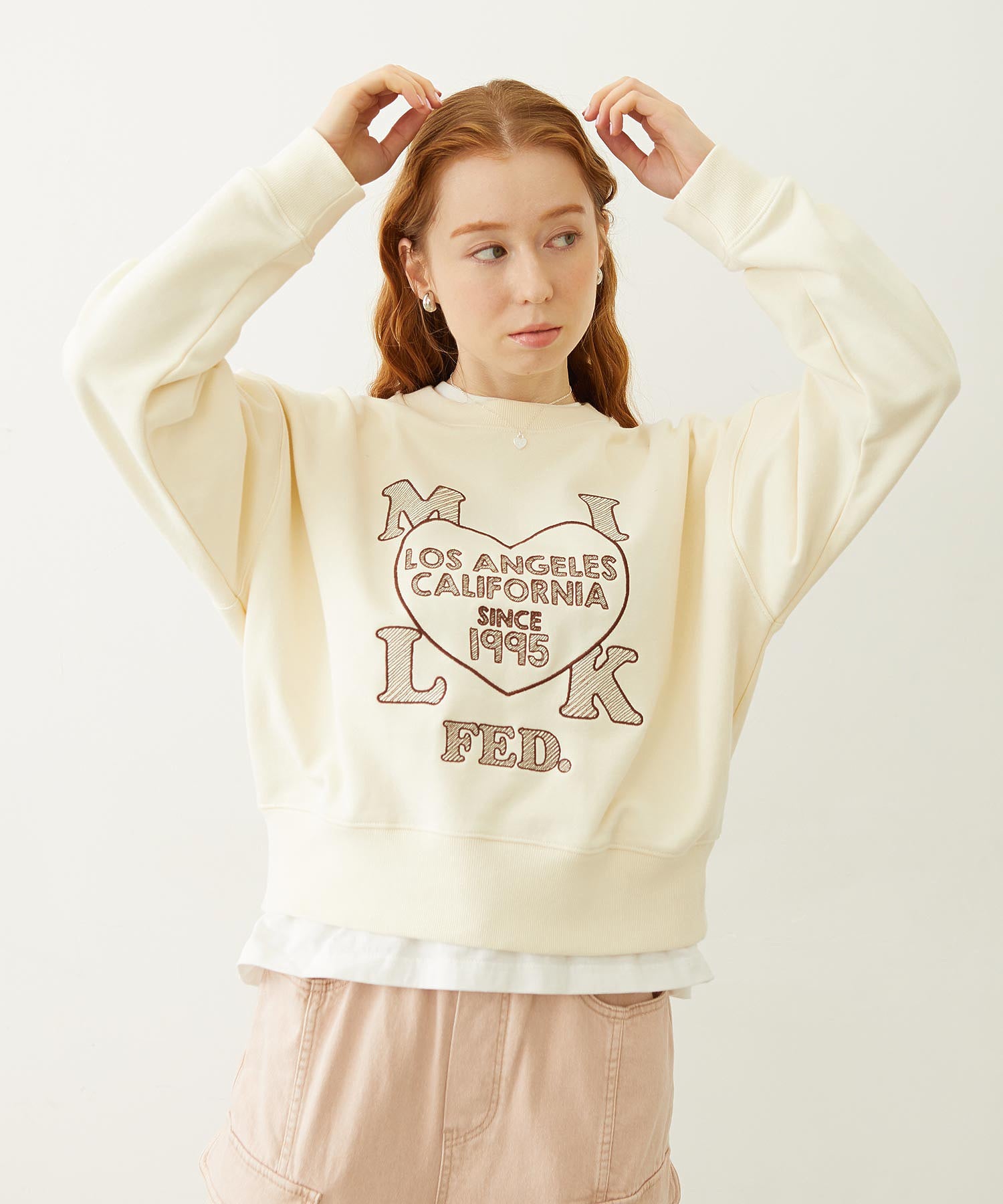 STITCHED HEART LOGO SHORT CREW SWEAT