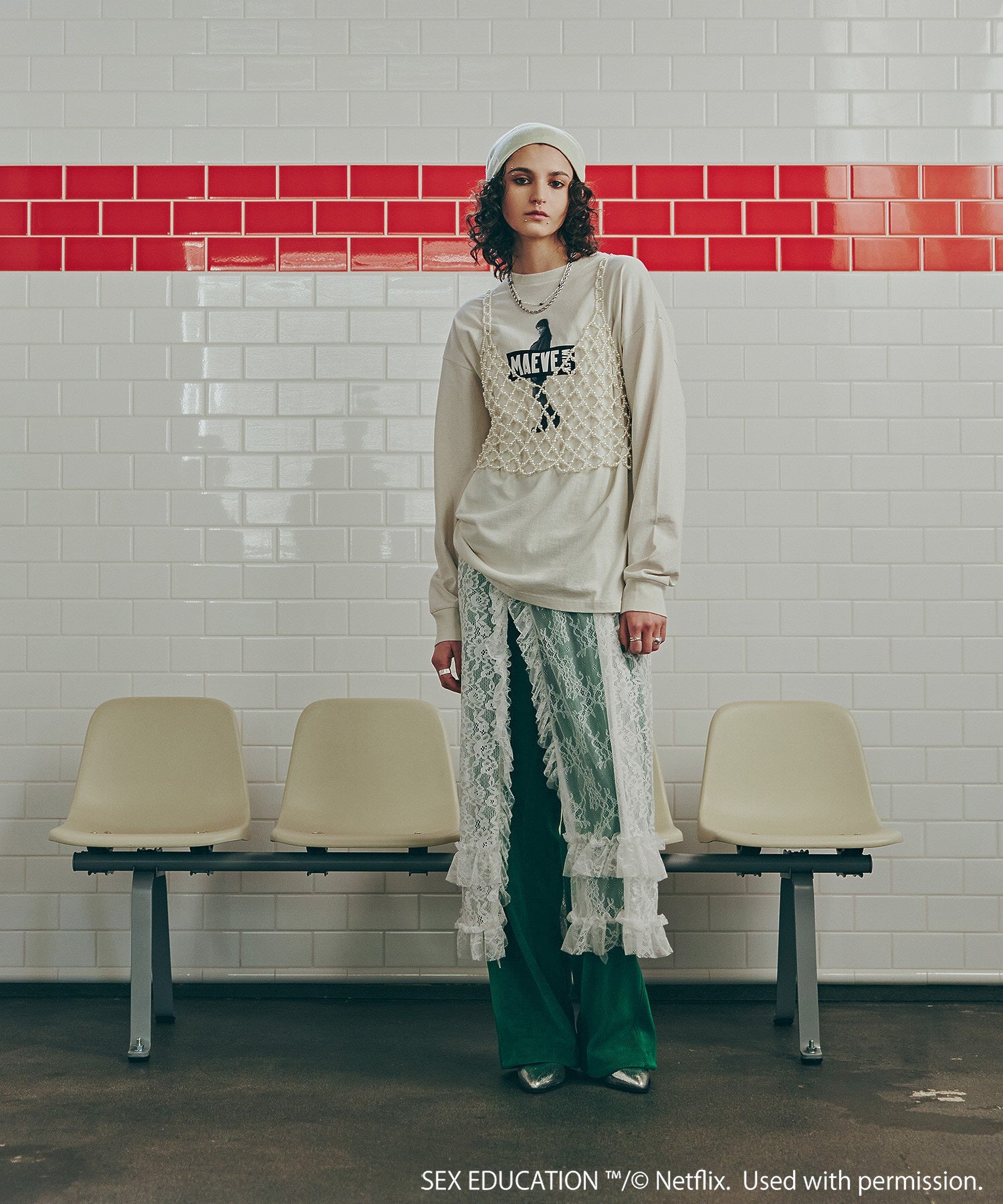 Netflix Series ‘SEX EDUCATION’ × ROSE BUD/MAEVE BOX LOGO TEE