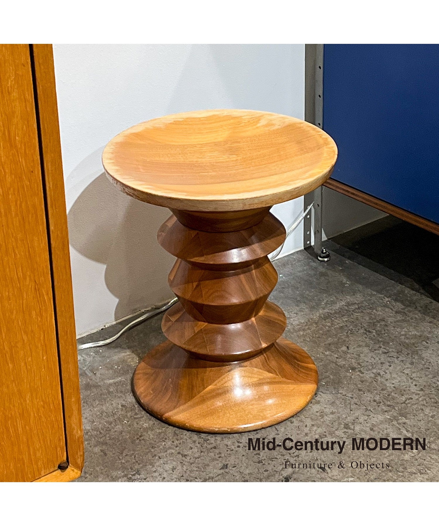 Eames Time Life Walnut Stool 0413 / Used