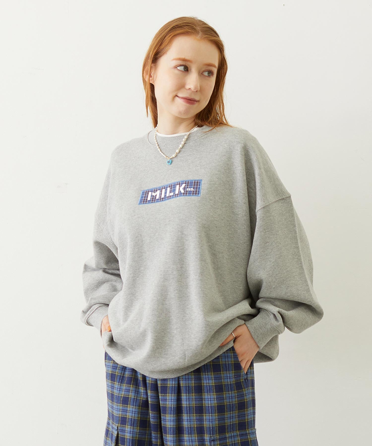 CHECKERED BAR LOGO SWEAT TOP