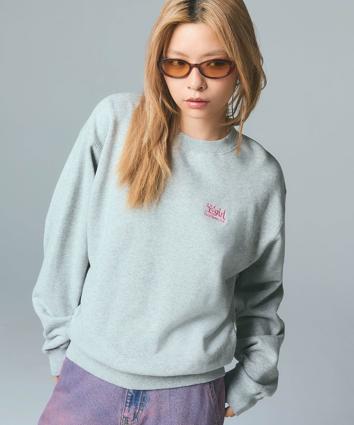 NEON BOX EMBROIDERED LOGO SWEAT TOP