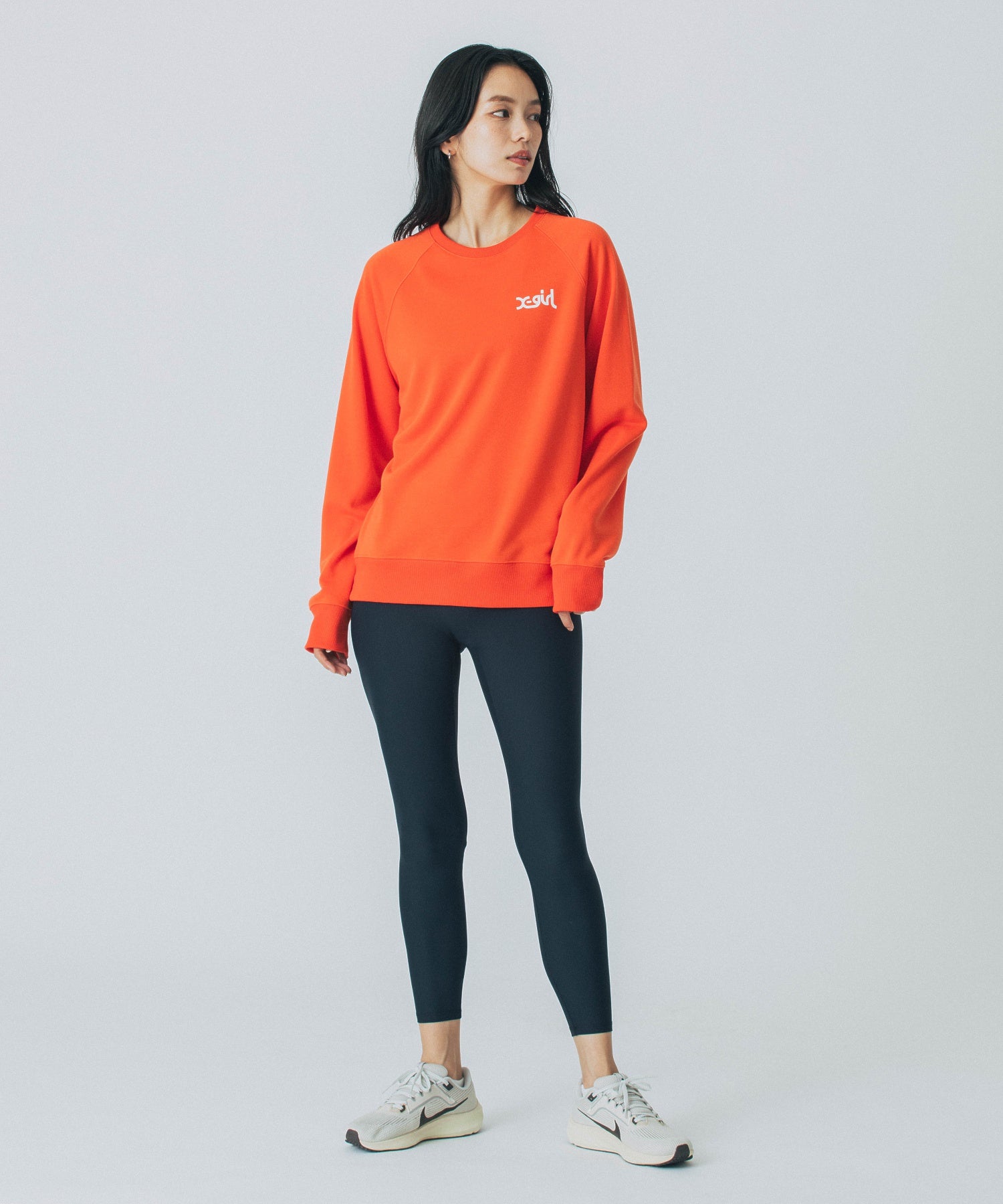 CREWNECK SWEATSHIRT