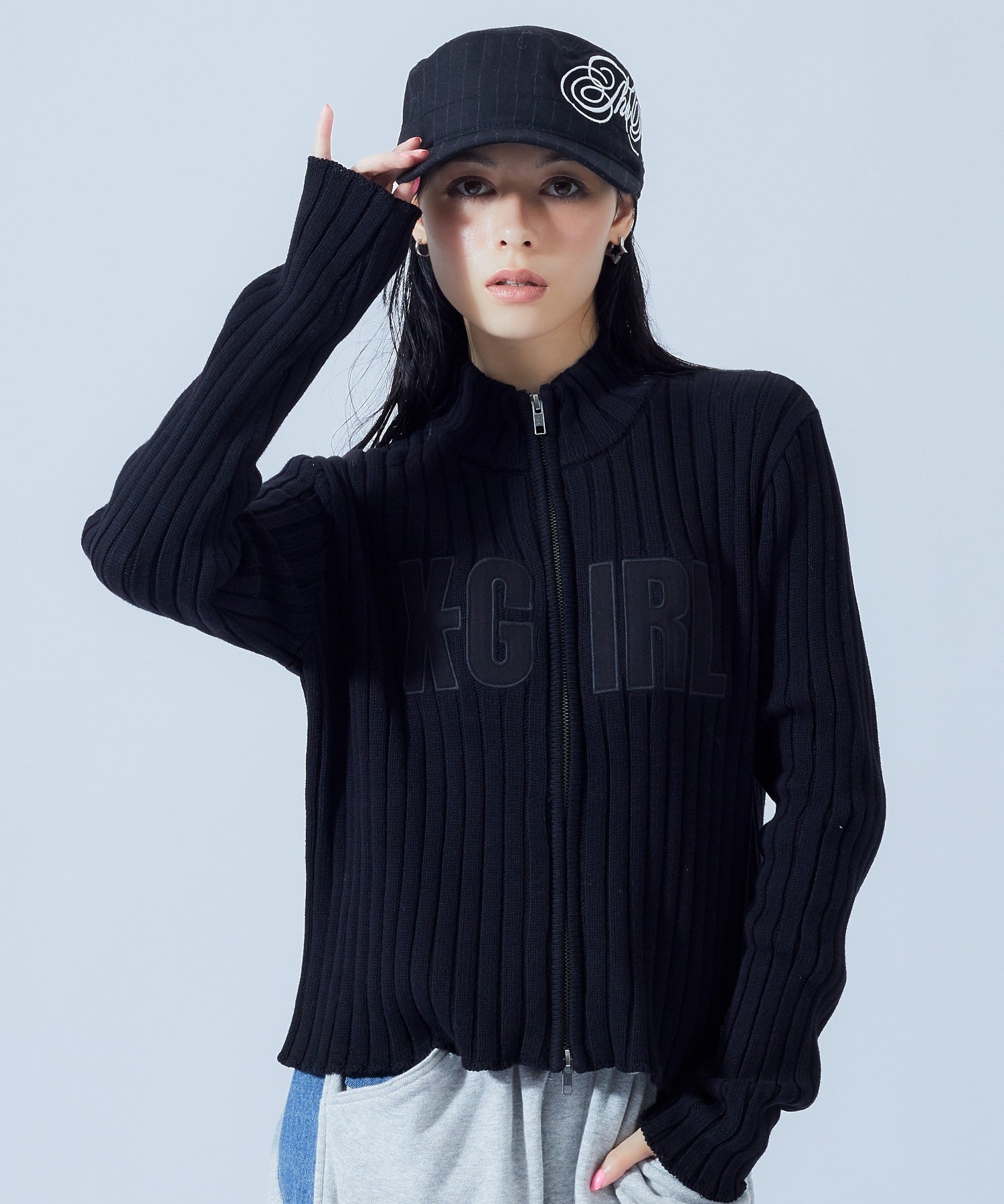 FADED PATCH ZIP UP KNIT TOP