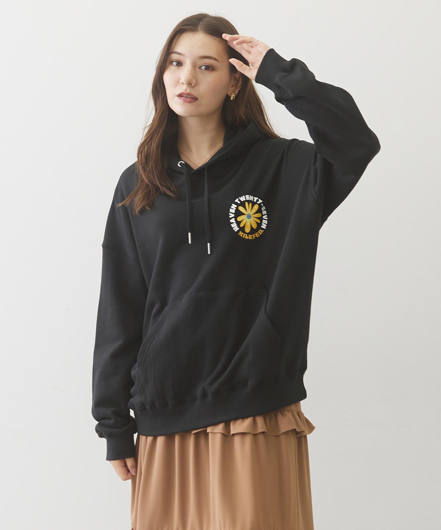 EMBROIDERD FLOWER SWEAT HOODIE