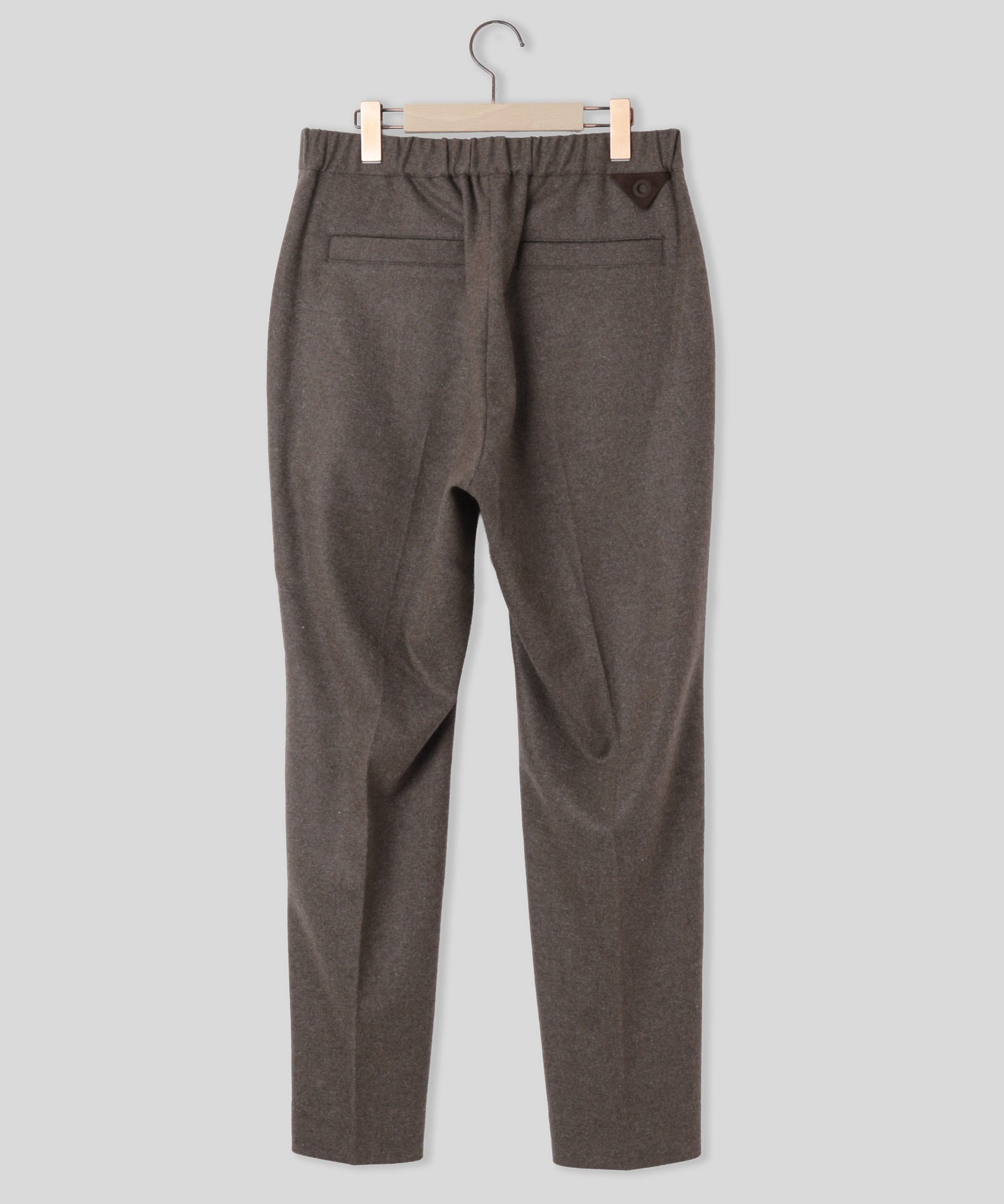 WHITE MOUNTAINEERING/ホワイトマウンテニアリング/2 TUCK TAPERED PANTS WM2673410