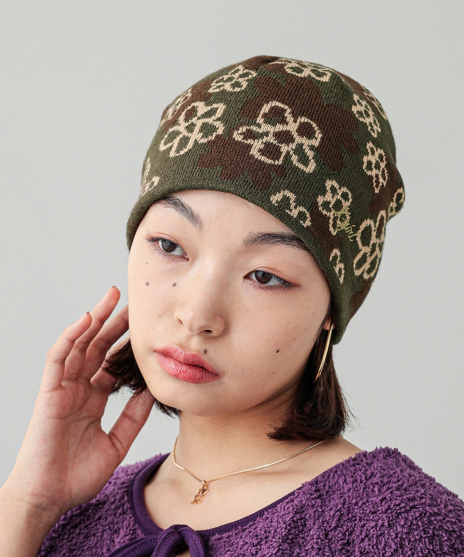 PIXEL FLOWER JACQUARD BEANIE