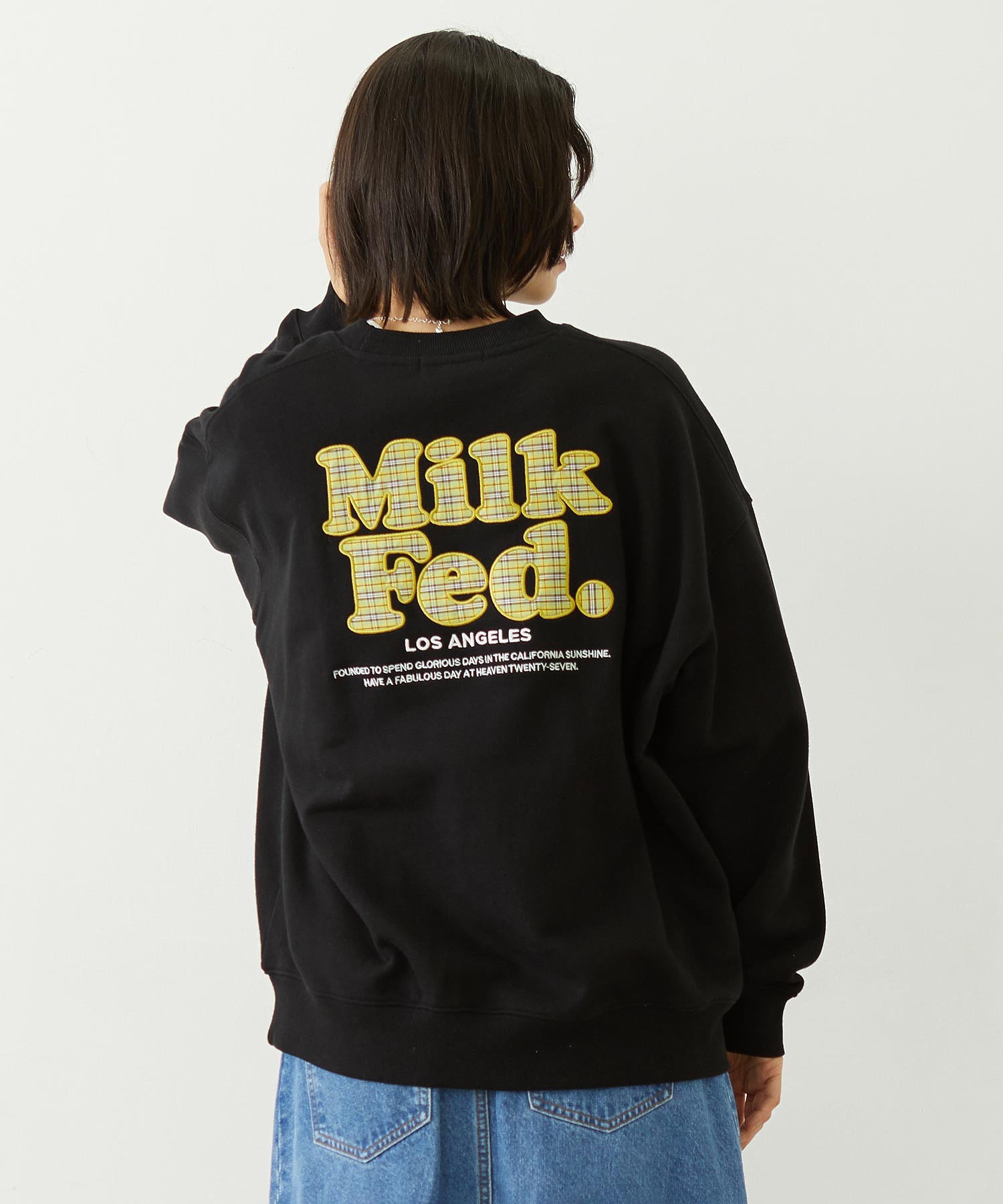 MILKFED. PLAID LOGO WIDE CREW SWEAT