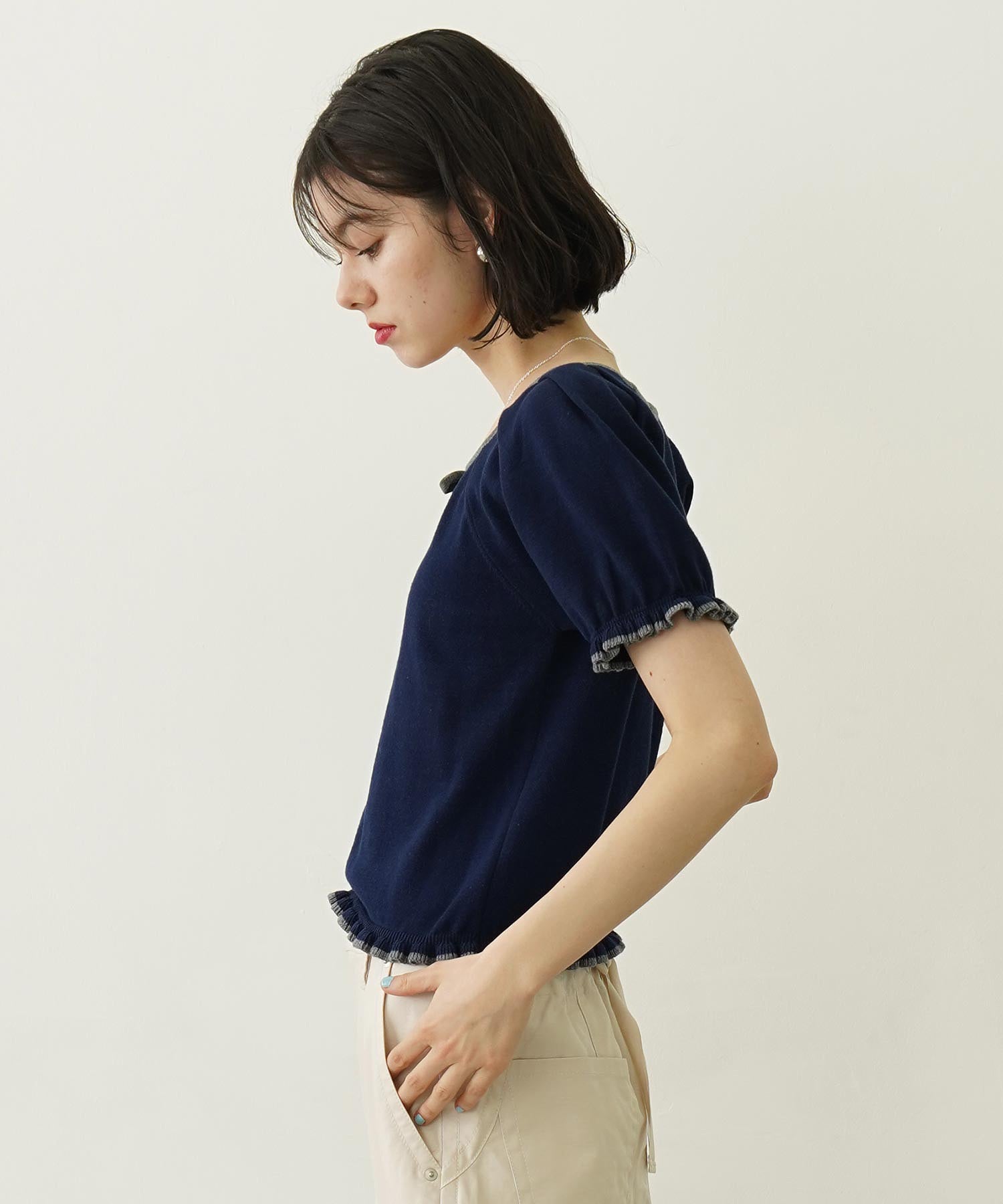 FRILL KNIT TOP