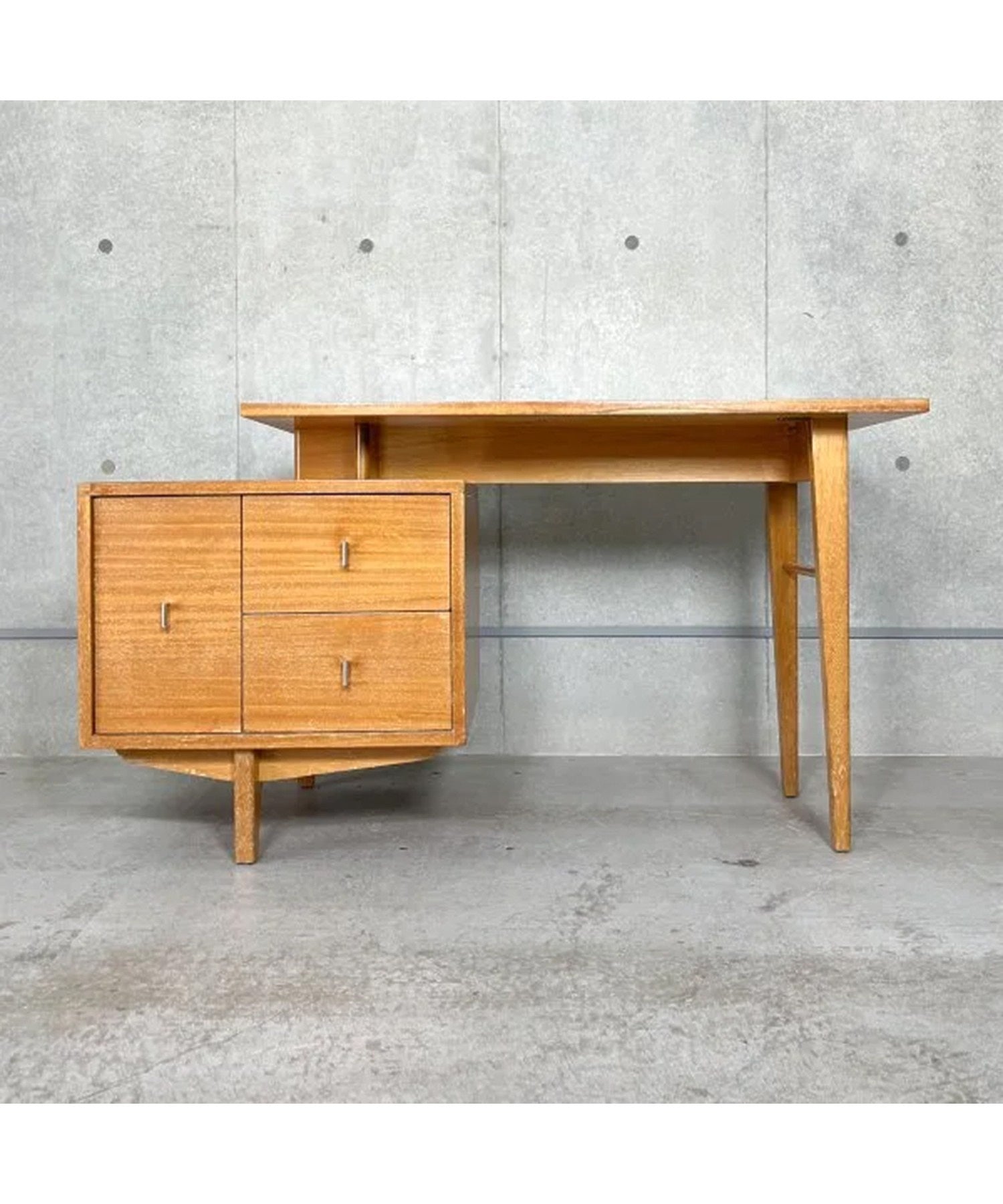 Vintage Writing Desk / John Keal