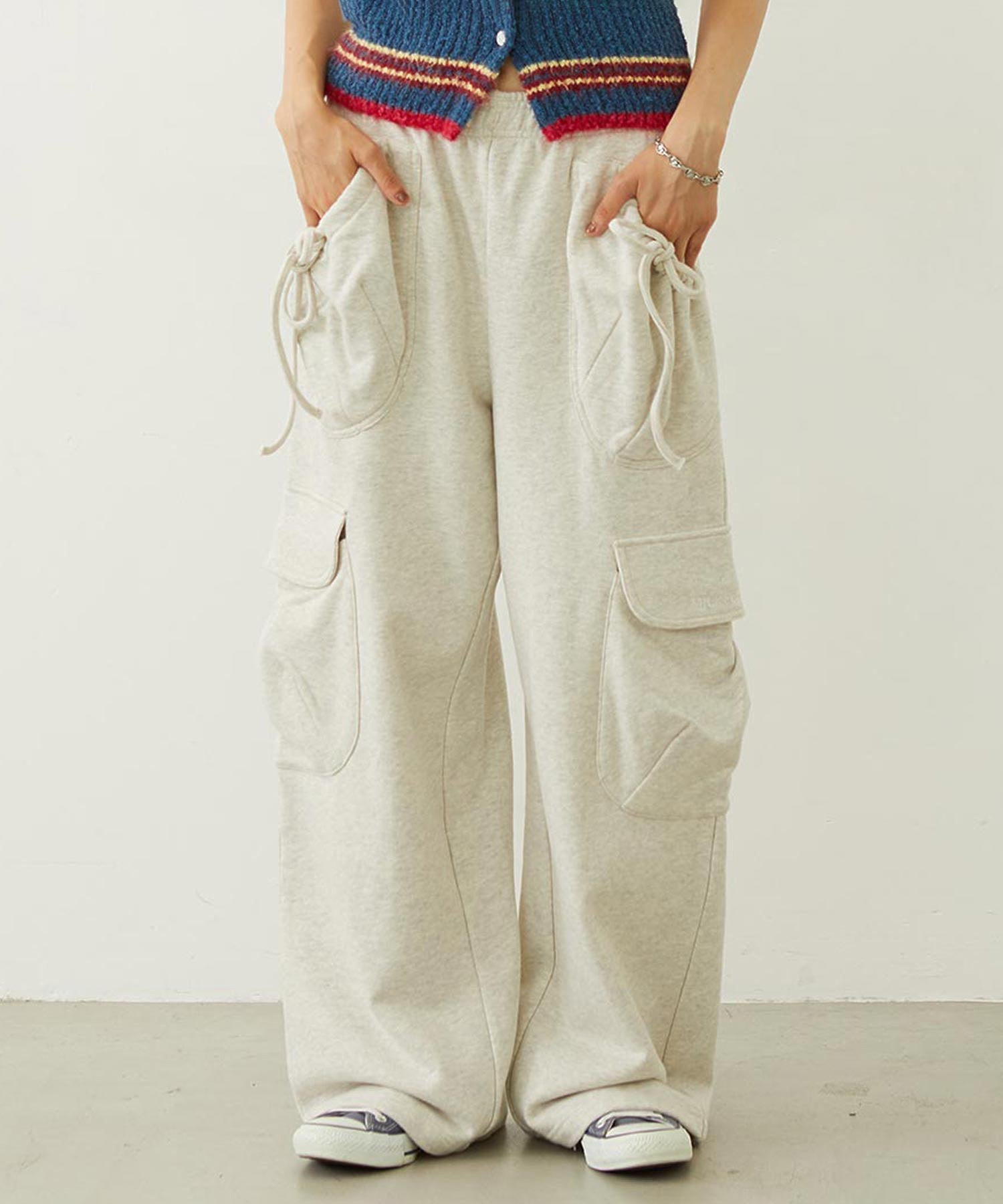 GATHERED POCKET SWEAT CARGO PANTS