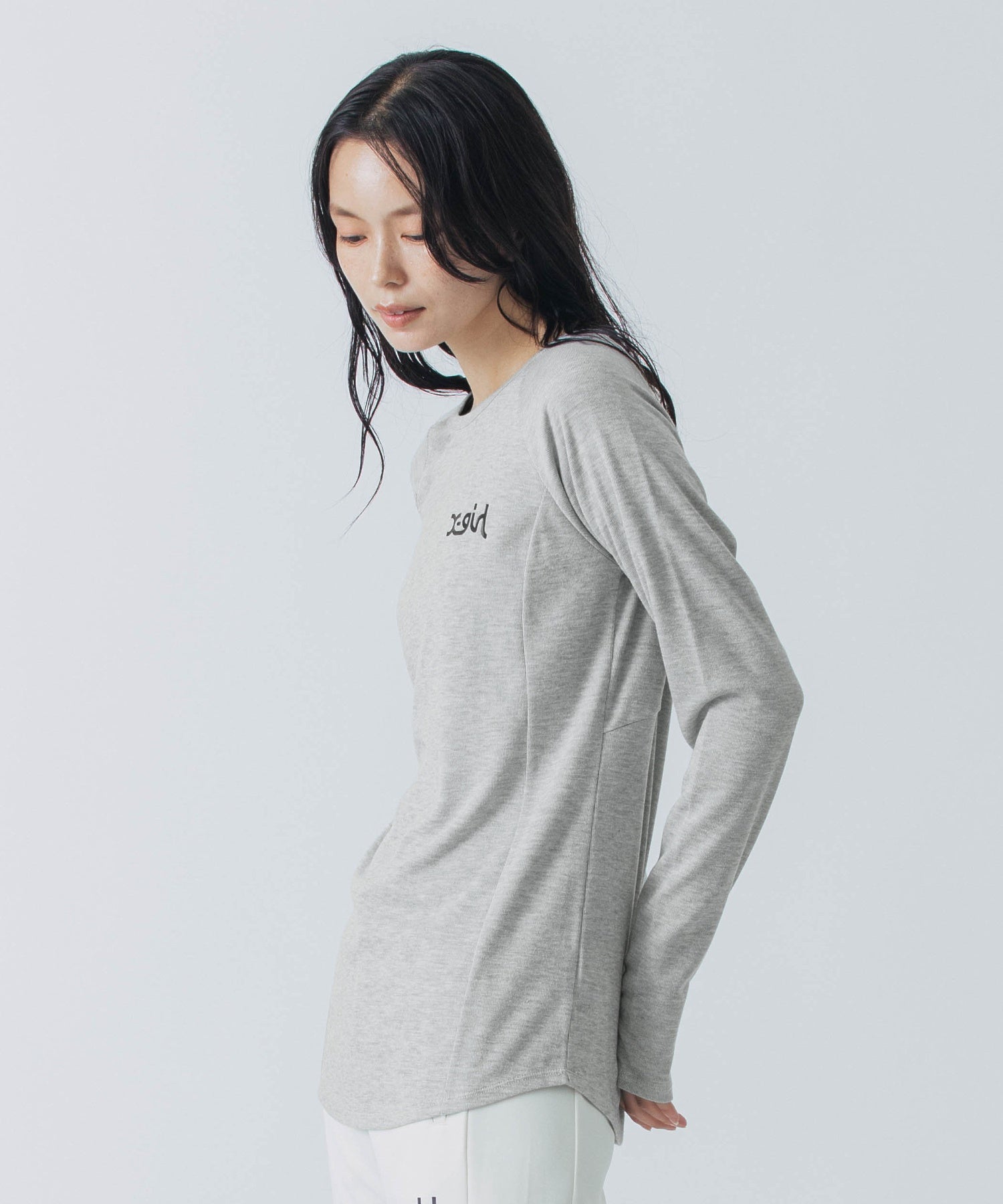 L/S ATHLETIC TEE 2