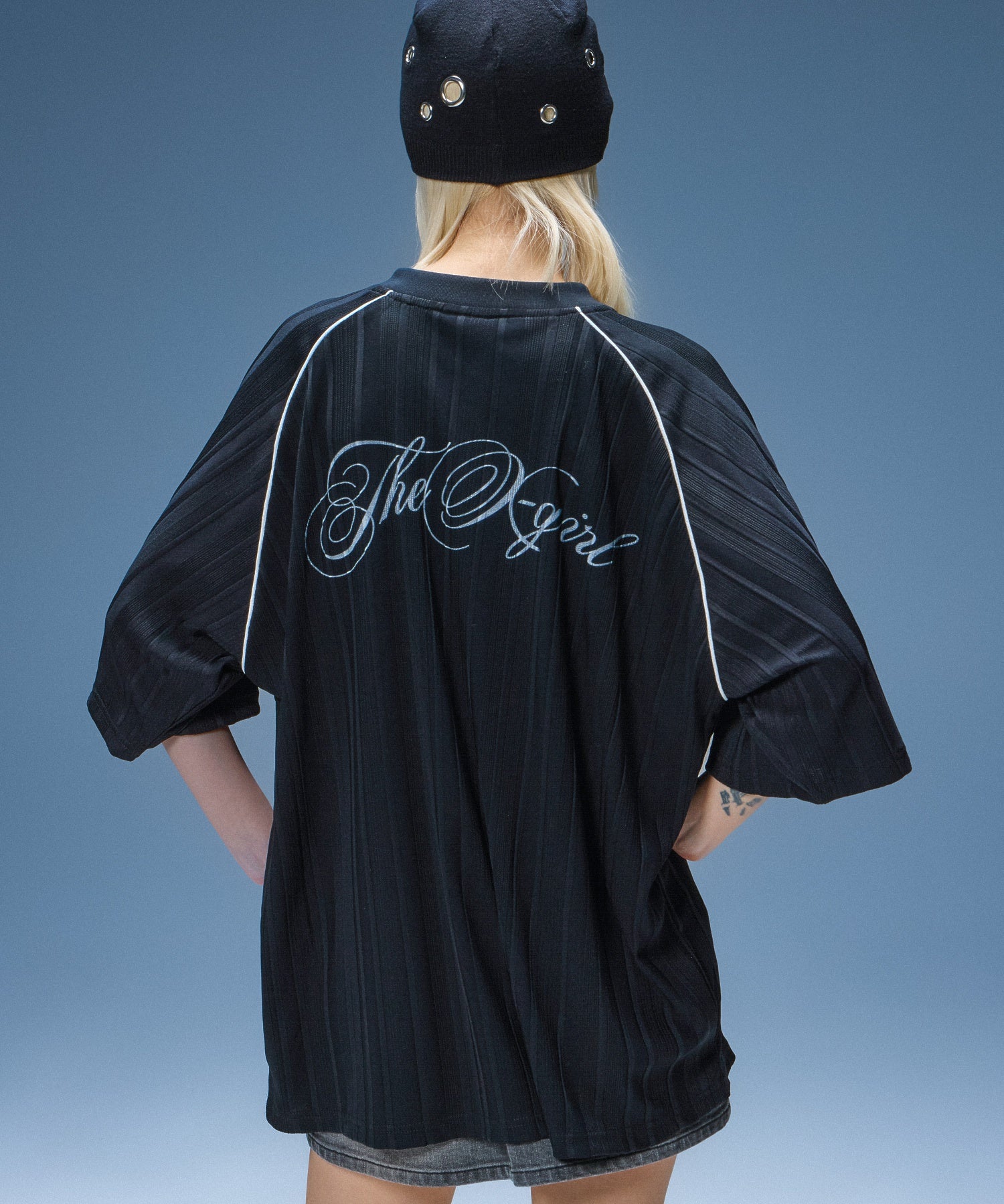SCRIPT LOGO BIG TEE