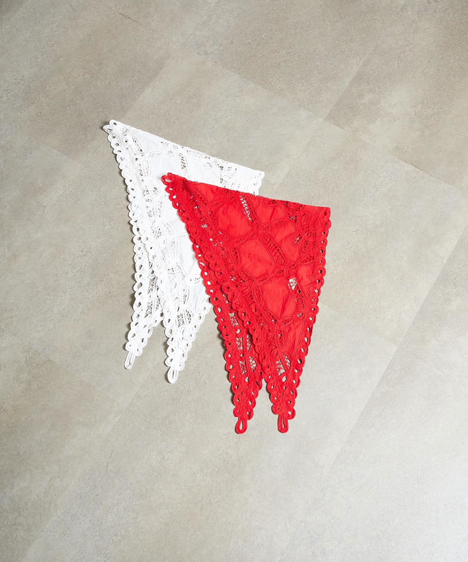 mag.by c/BATTEN LACE SCARF