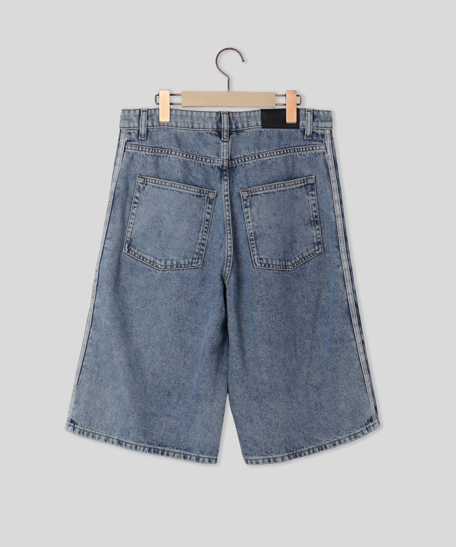 adidas/アディダス/FB ADICOLOR LIGHT WASH DENIM SHORTS HM366