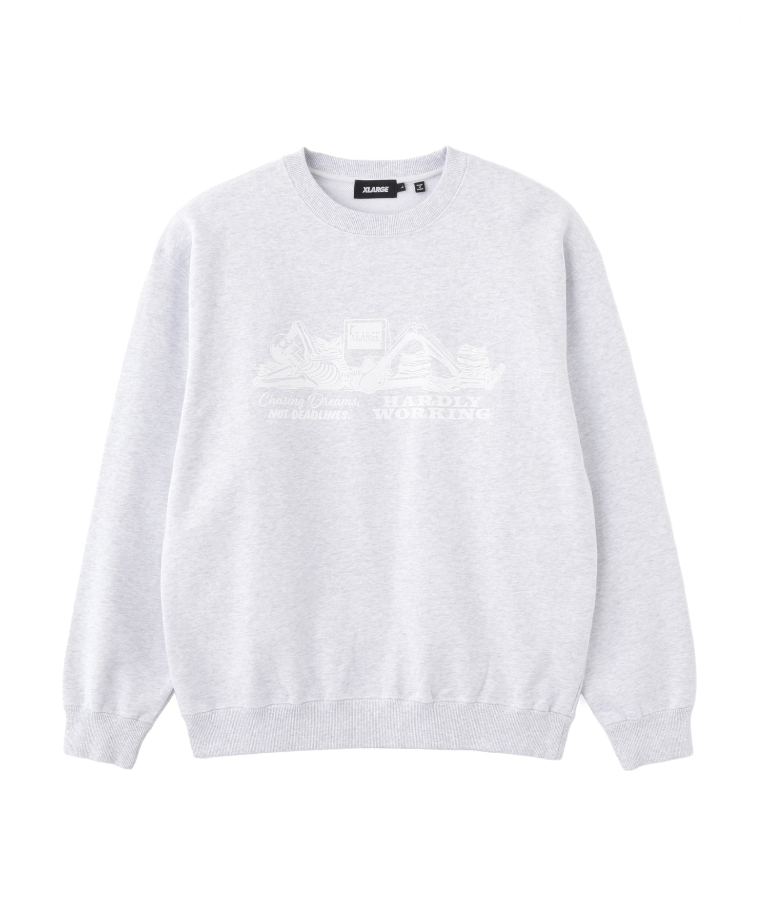 CHASING DREAMS CREWNECK SWEATSHIRT
