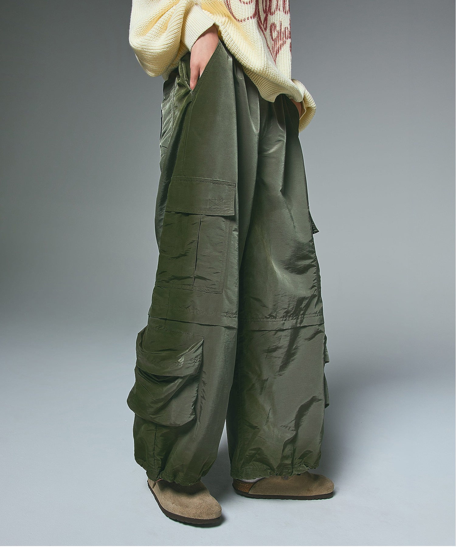 FADED WIDE LEG CARGO PANTS