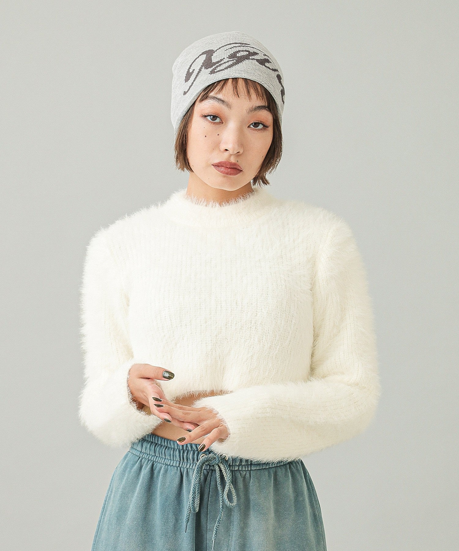 HIGH NECK COMPACT KNIT TOP