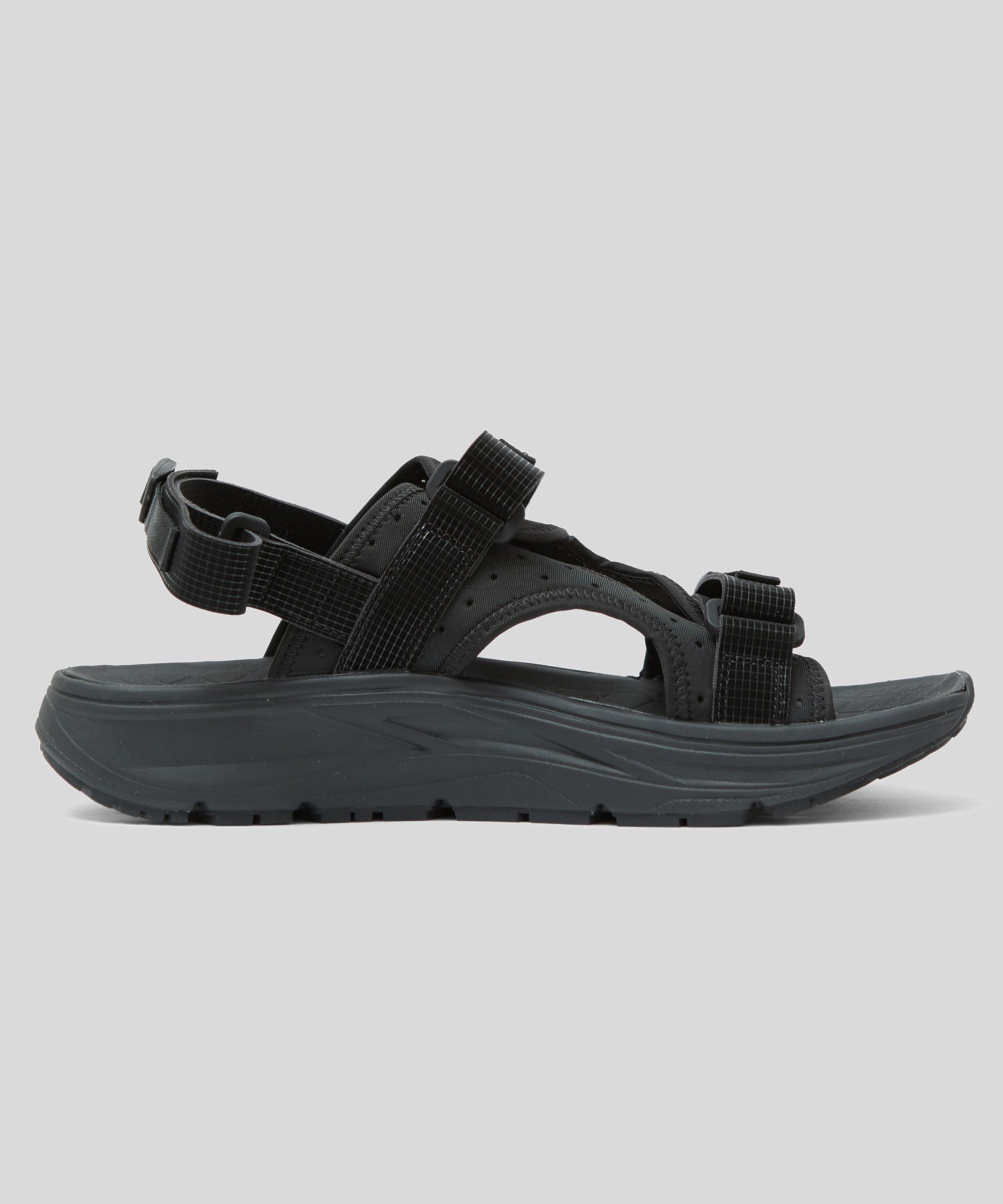 WHITE MOUNTAINEERING/ホワイトマウンテニアリング/X rig footwear kuruka 2.0 WM2671821 BLK