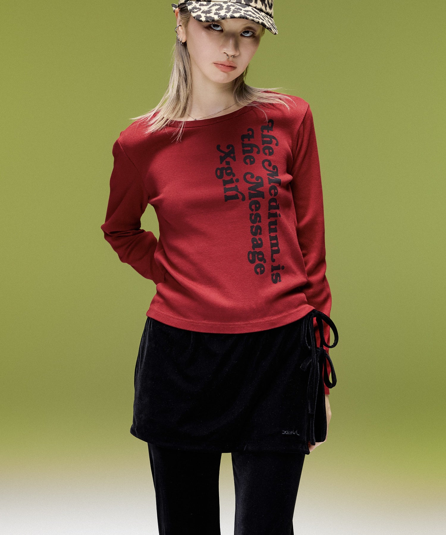 LAYERED STYLE VELOUR PANTS