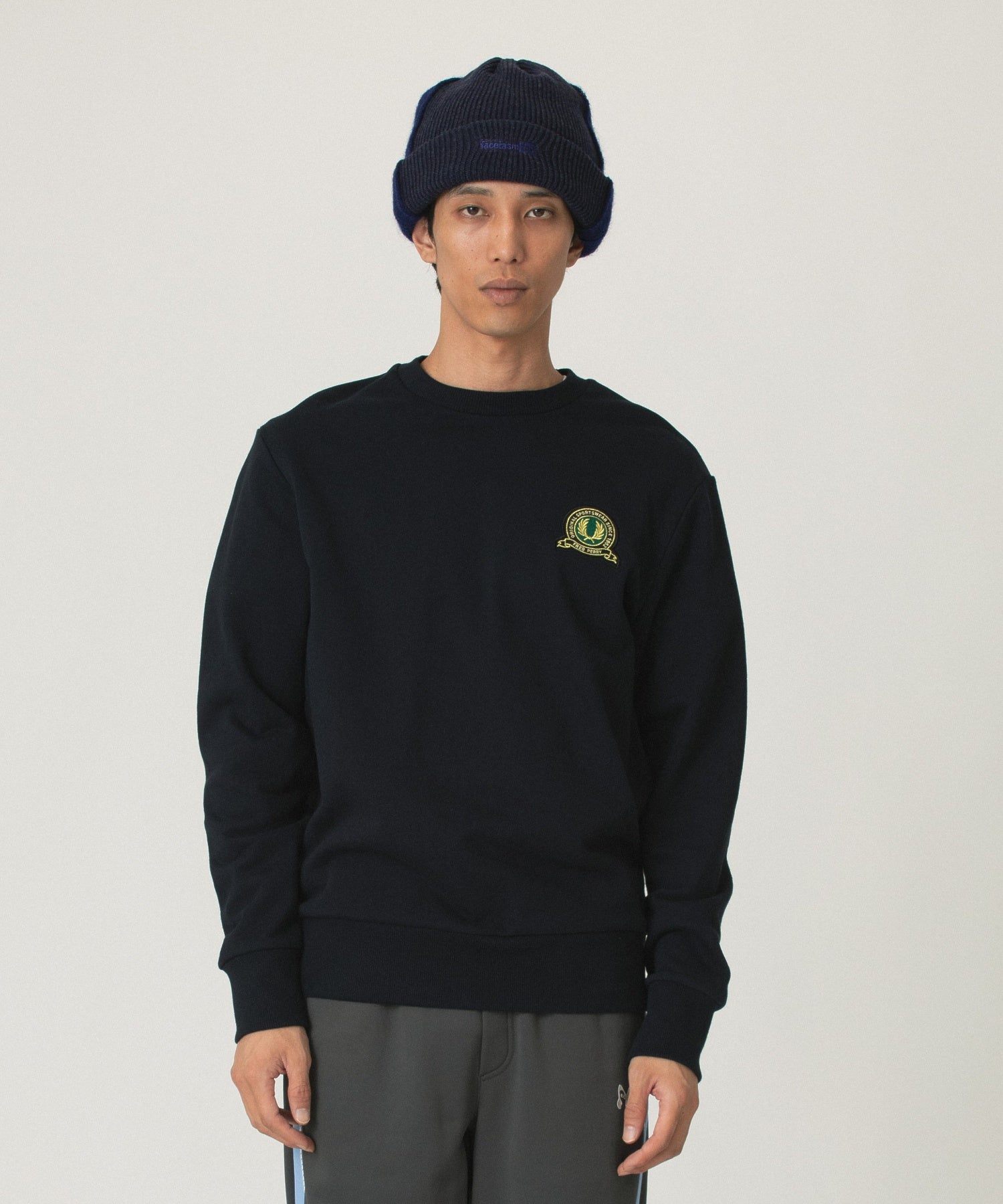FRED PERRY/フレッドペリー/TENNIS BADGE SWEATSHIRT M1751
