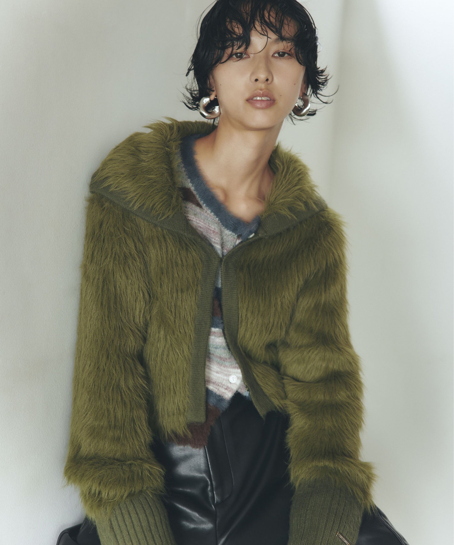 ビッグカラーシャギーニットカーディガン