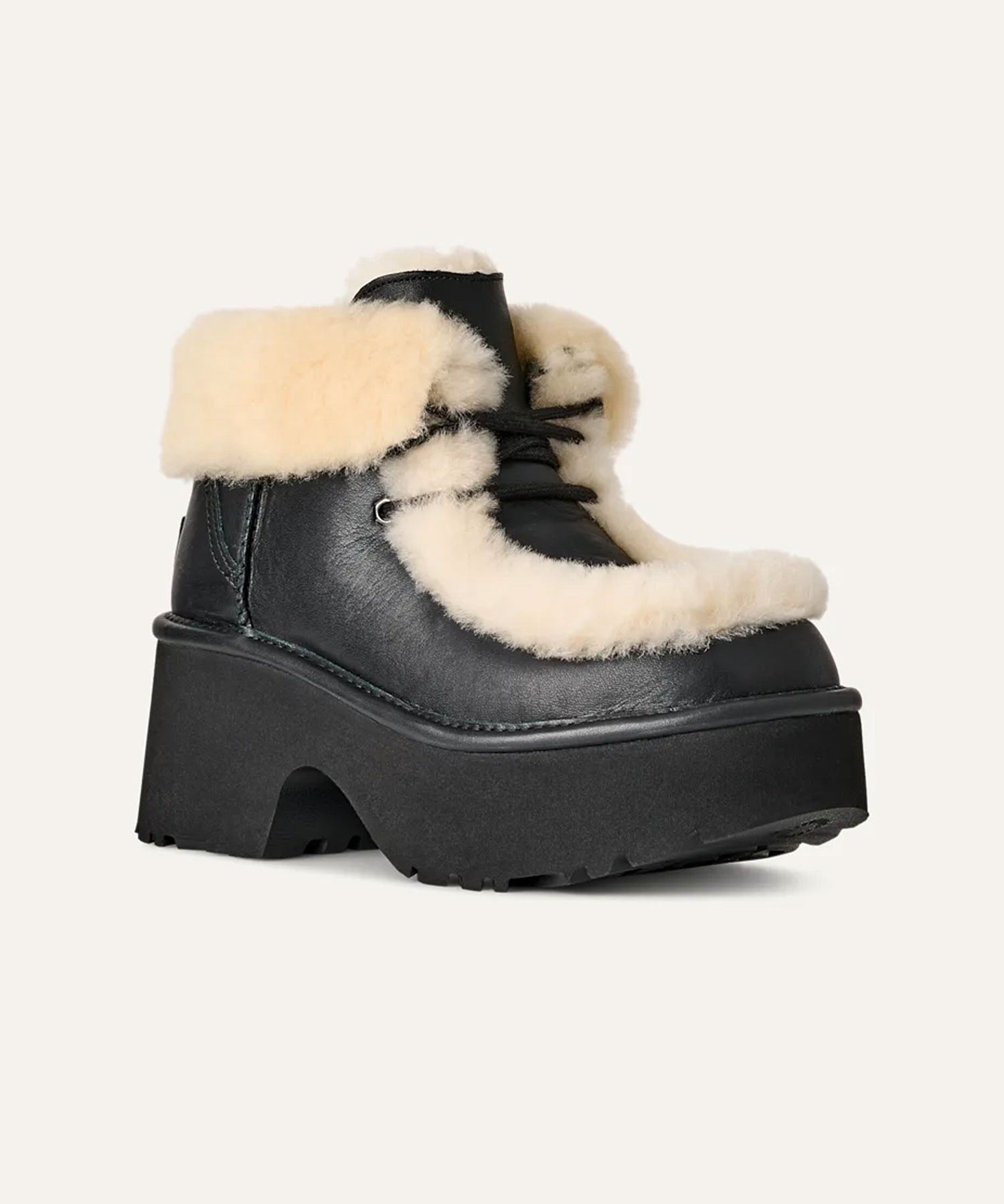 UGG/W ESMEE LEATHER LACE UP