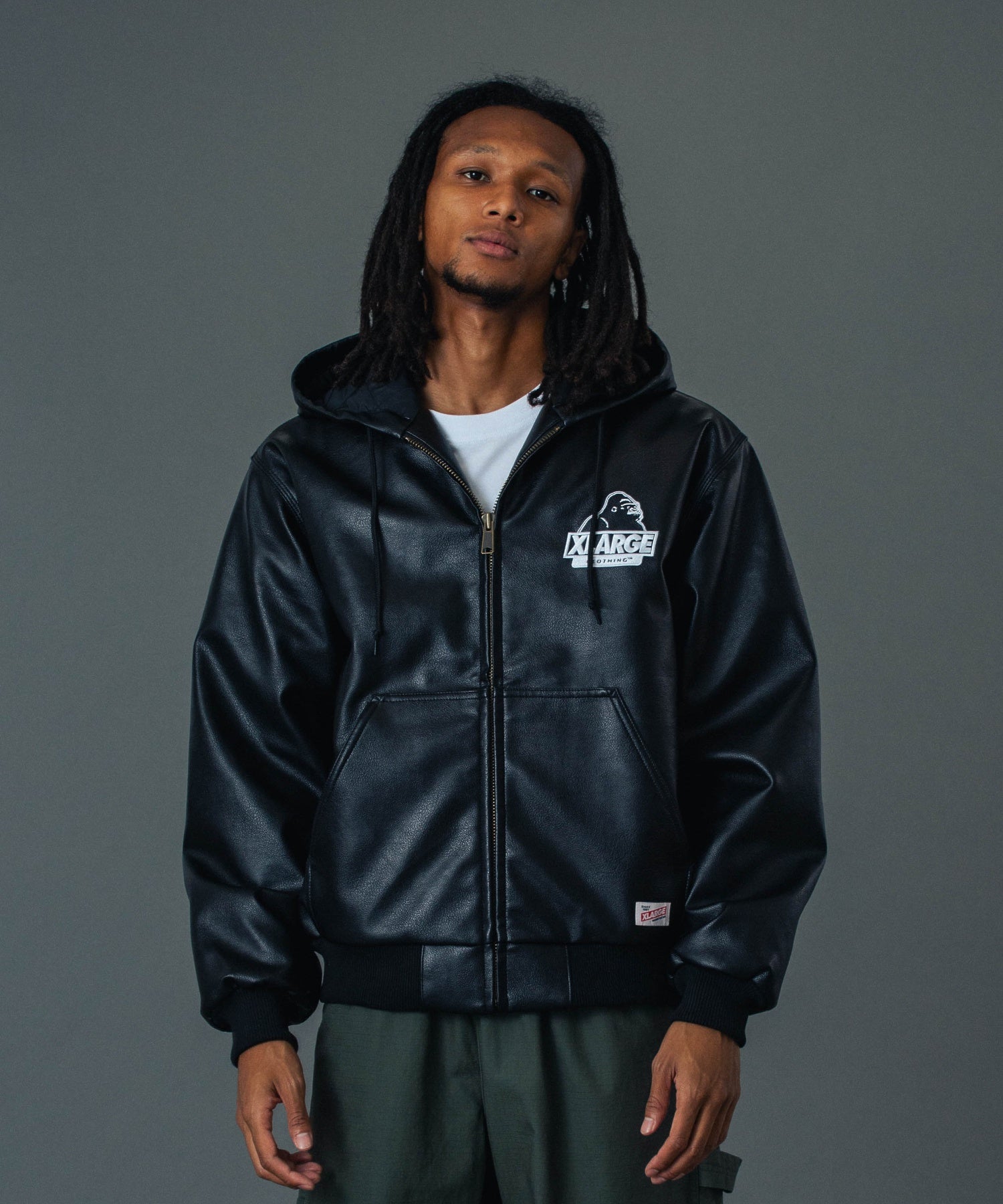 MODEL 身長185cm / 着用サイズ：Lサイズ