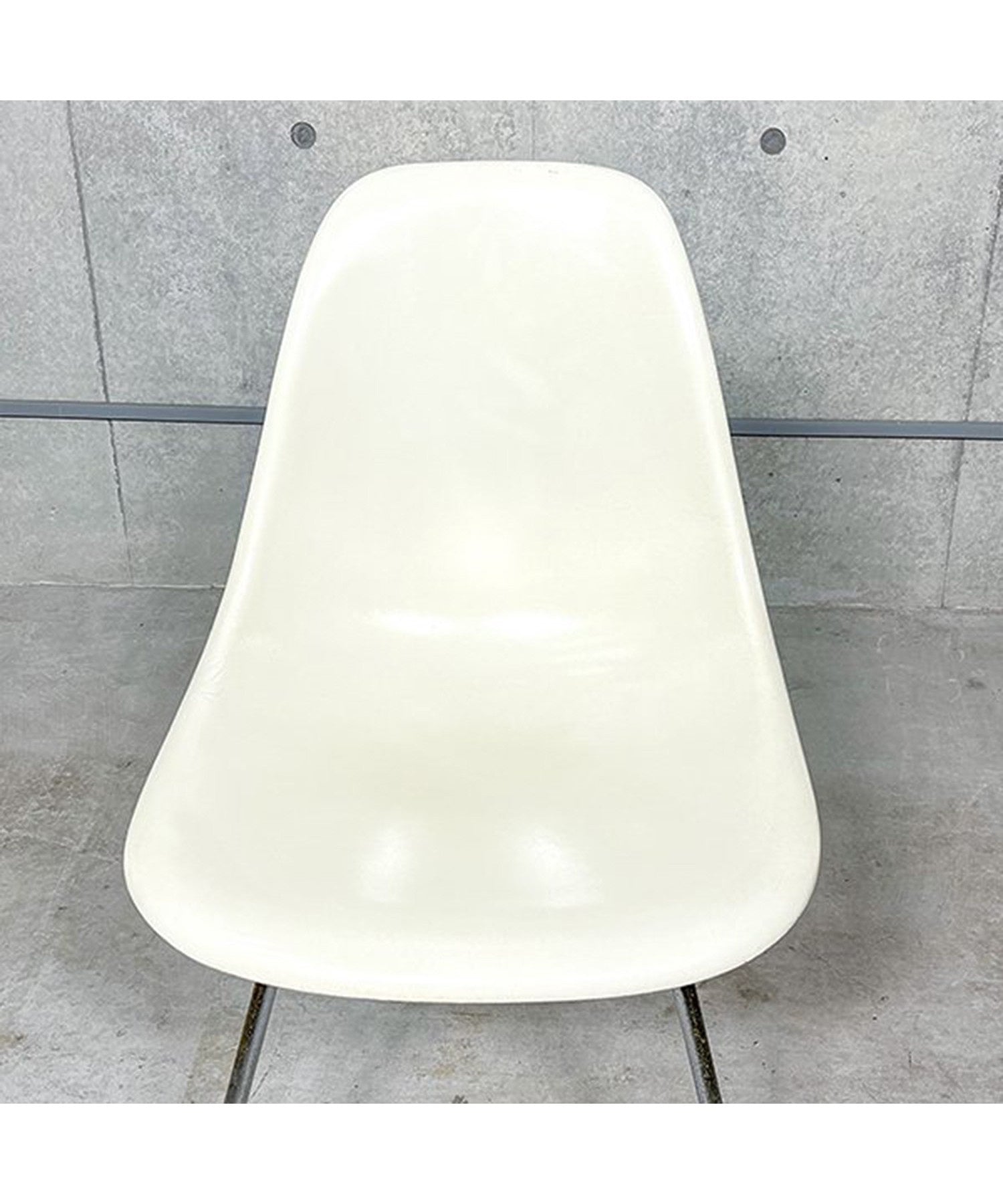 HermanMiller Side Shell / Parchment